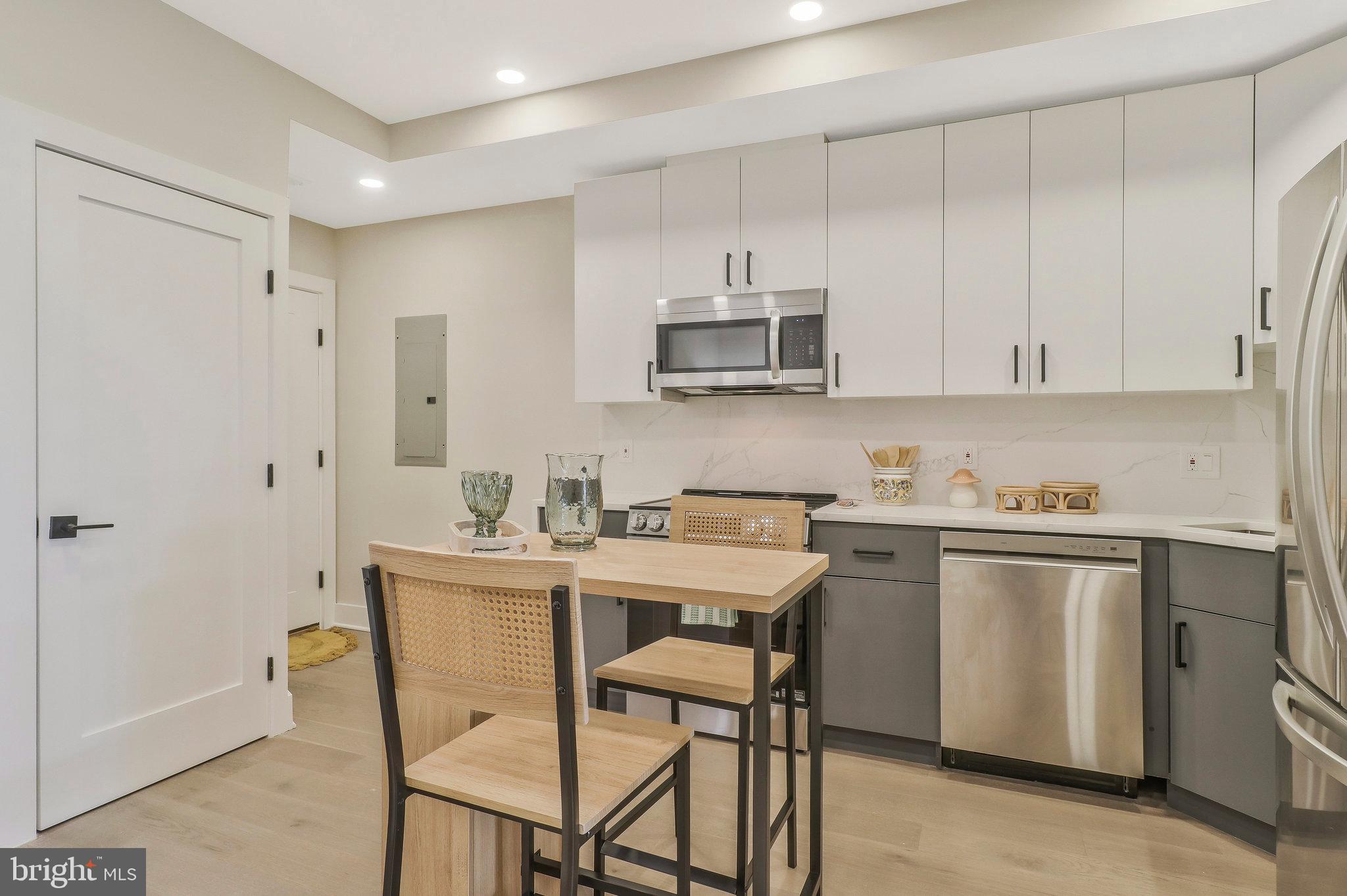 1004 18TH STREET NE 4