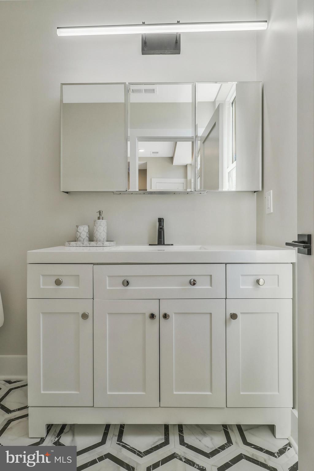 1004 18TH STREET NE 4