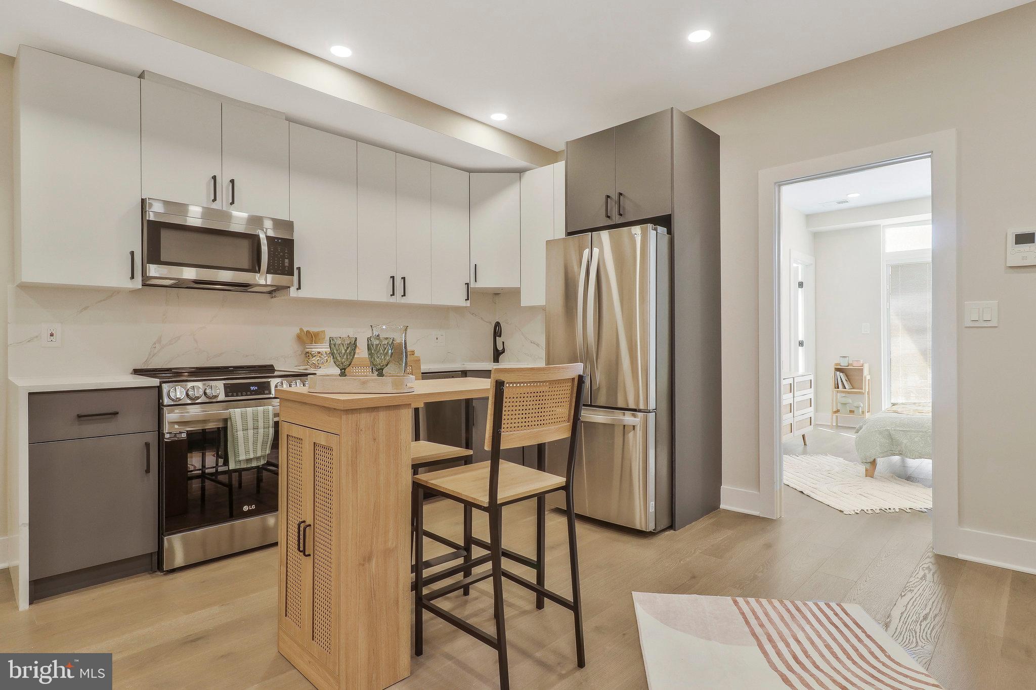 1004 18TH STREET NE 4