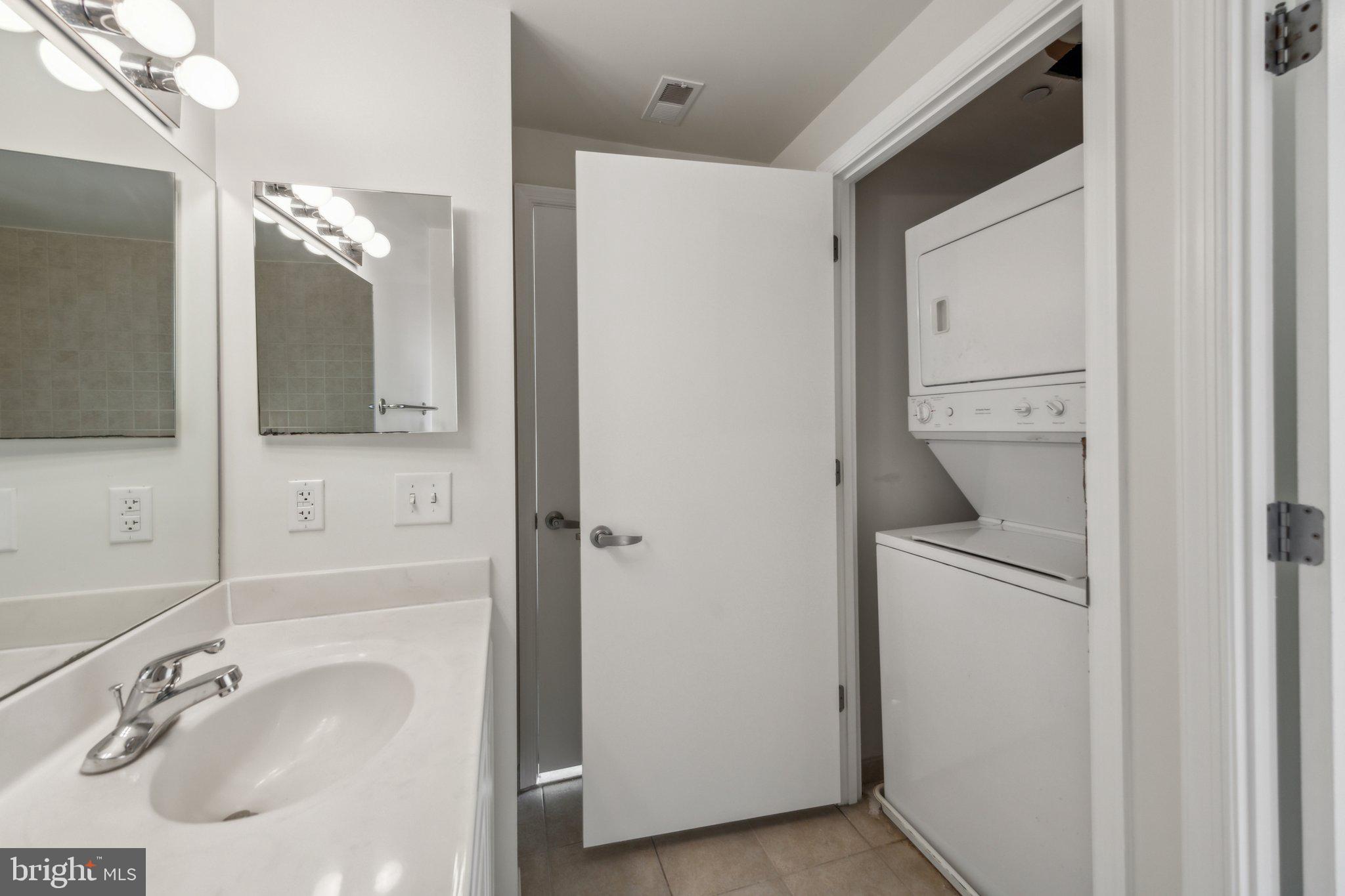 355 I STREET SW 602S