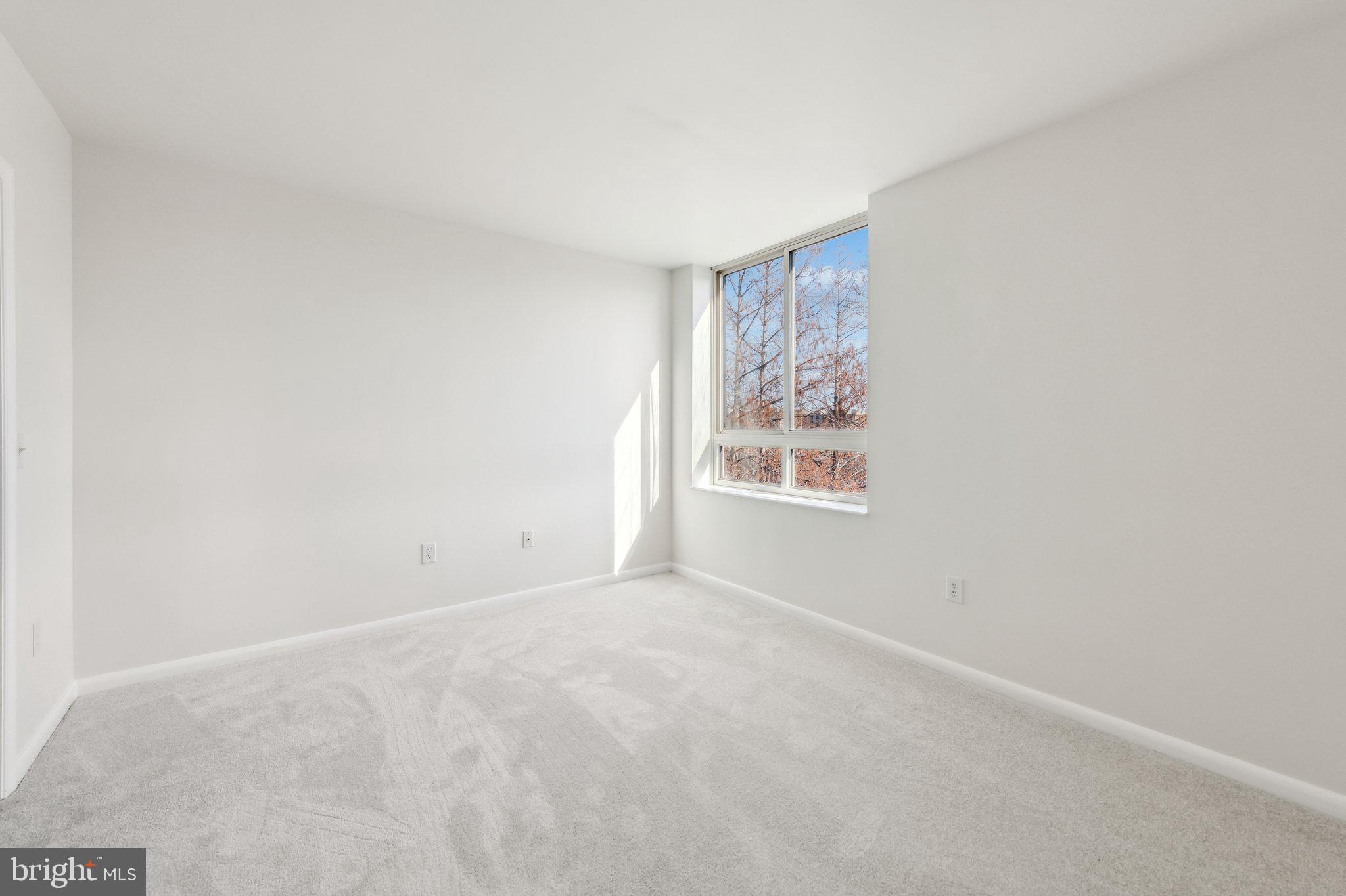 355 I STREET SW 602S