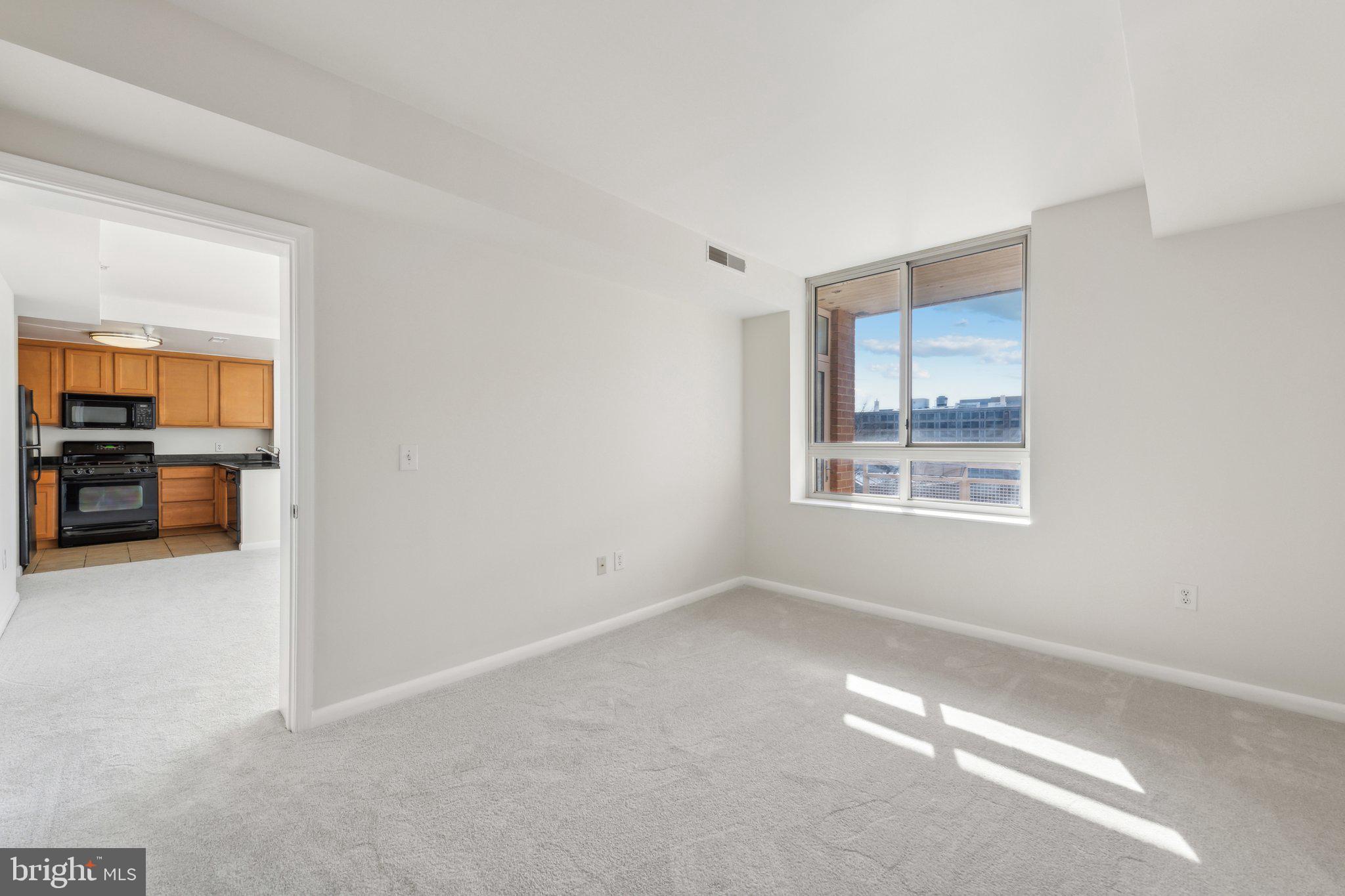 355 I STREET SW 602S