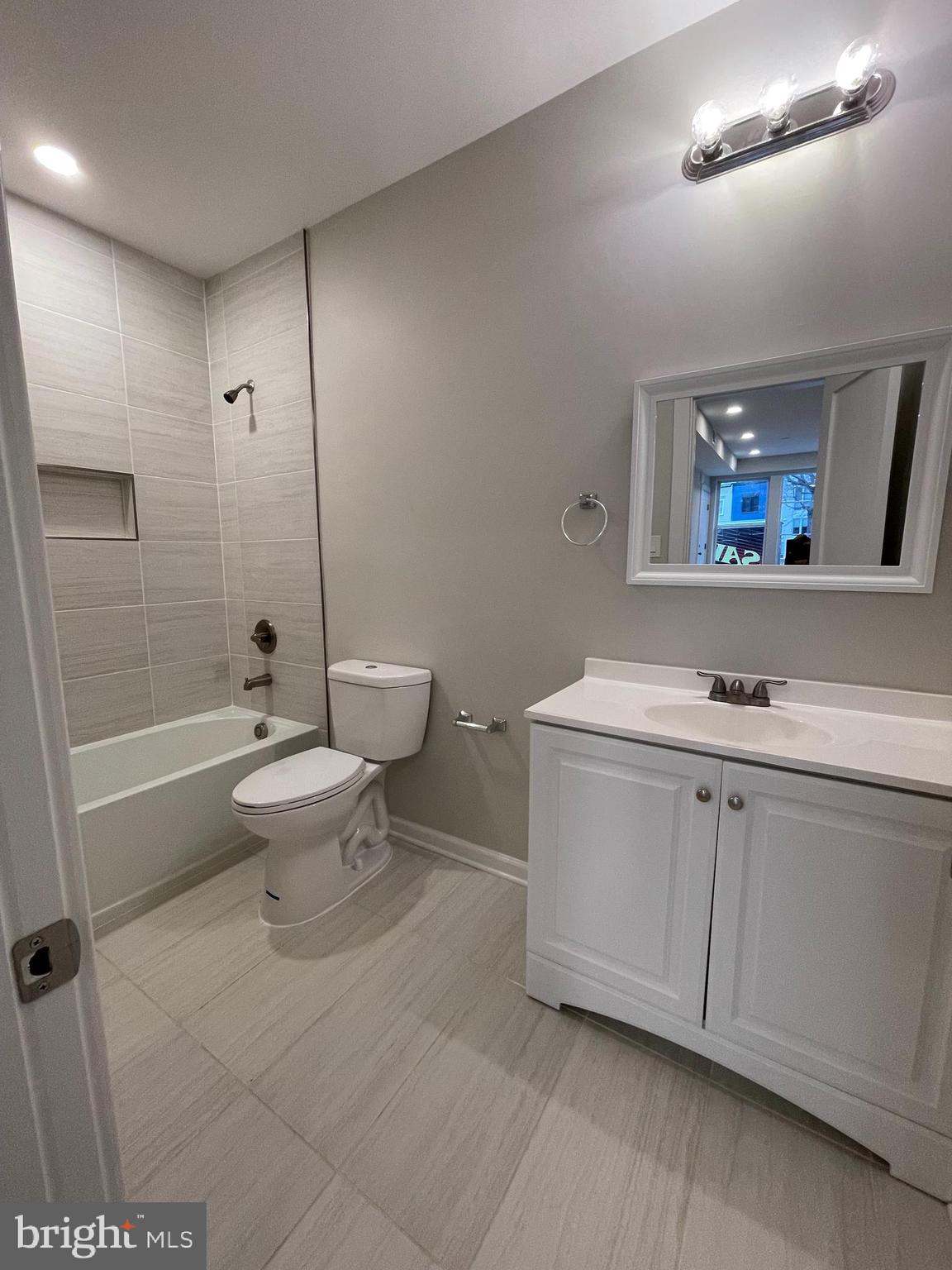 1313 PENNSYLVANIA AVE. STREET SE 102