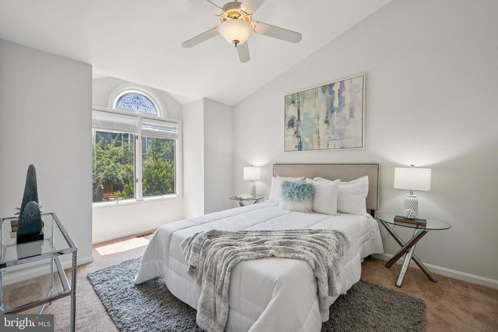 5071 COLUMBIA ROAD