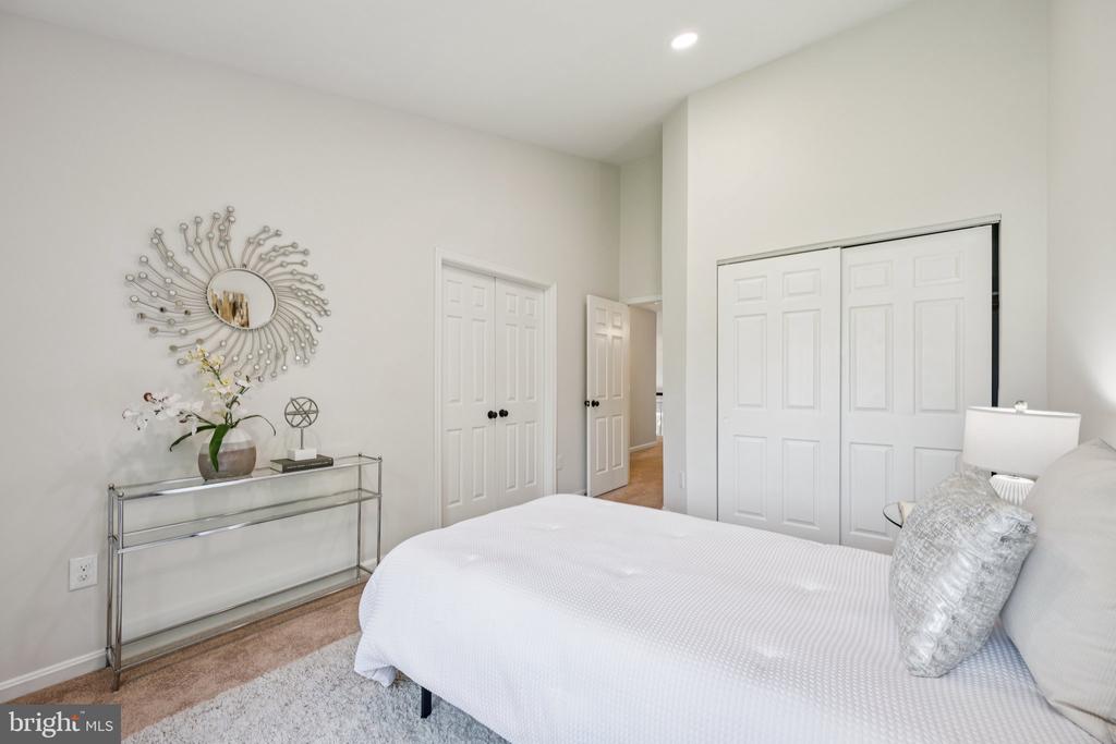 5071 COLUMBIA ROAD