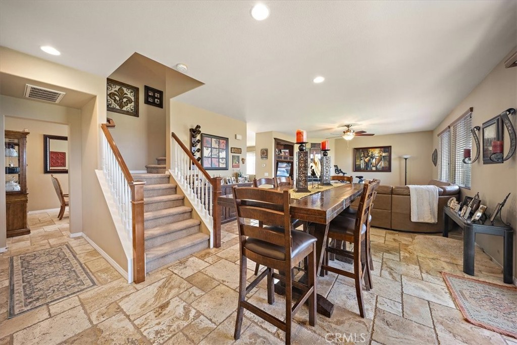 3938 White Ash