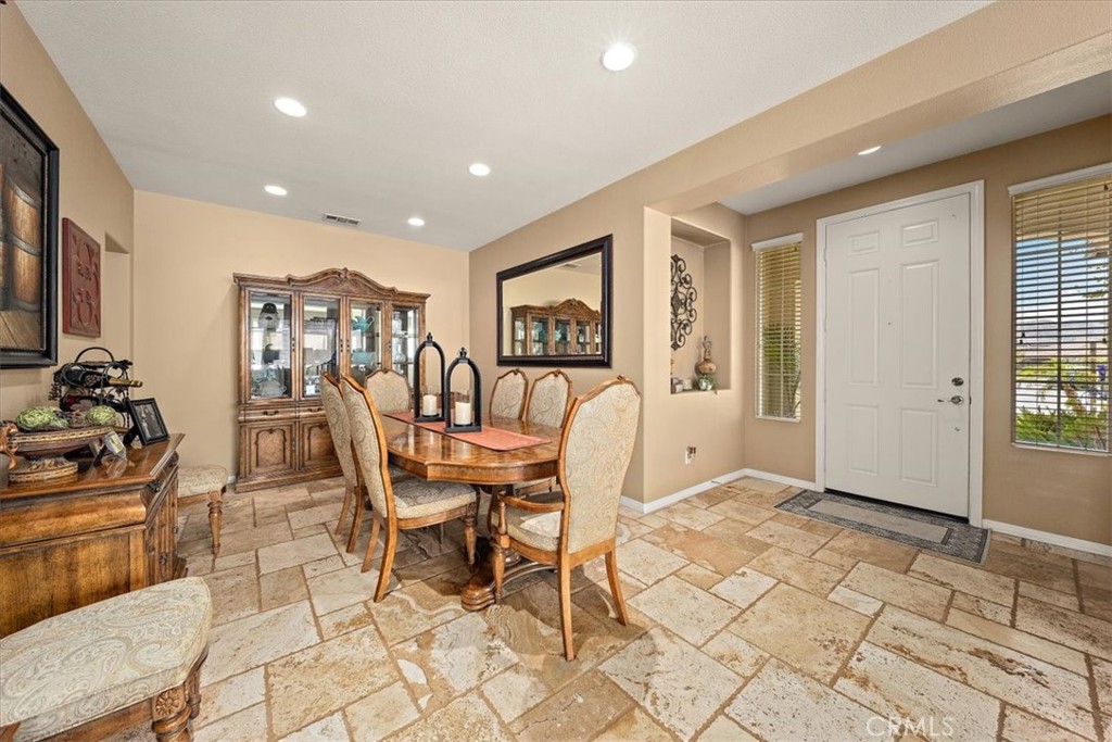 3938 White Ash