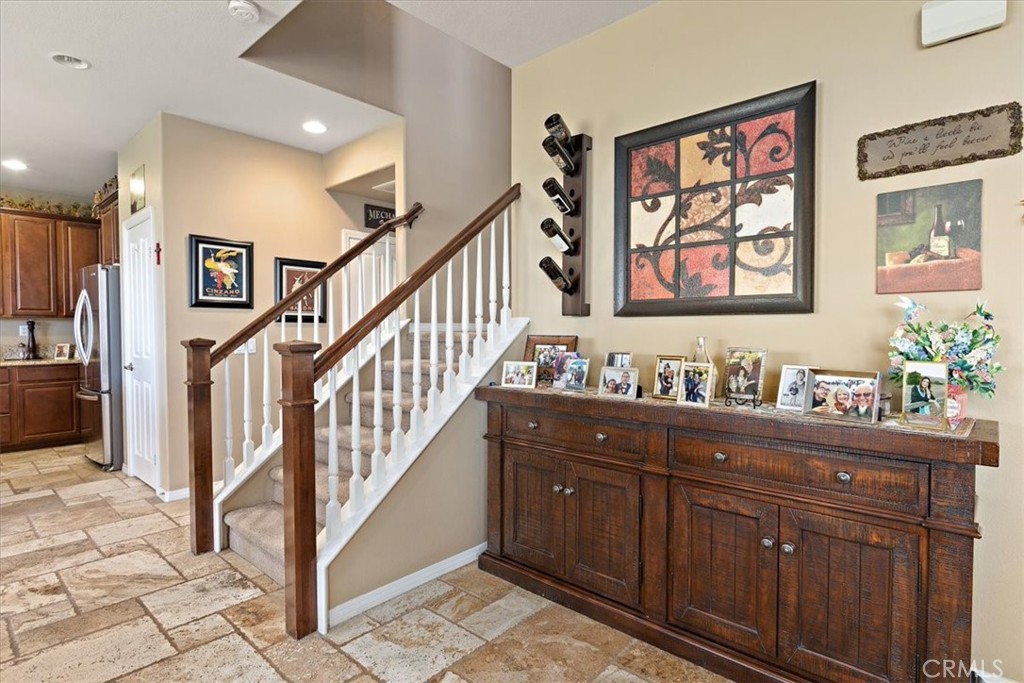 3938 White Ash