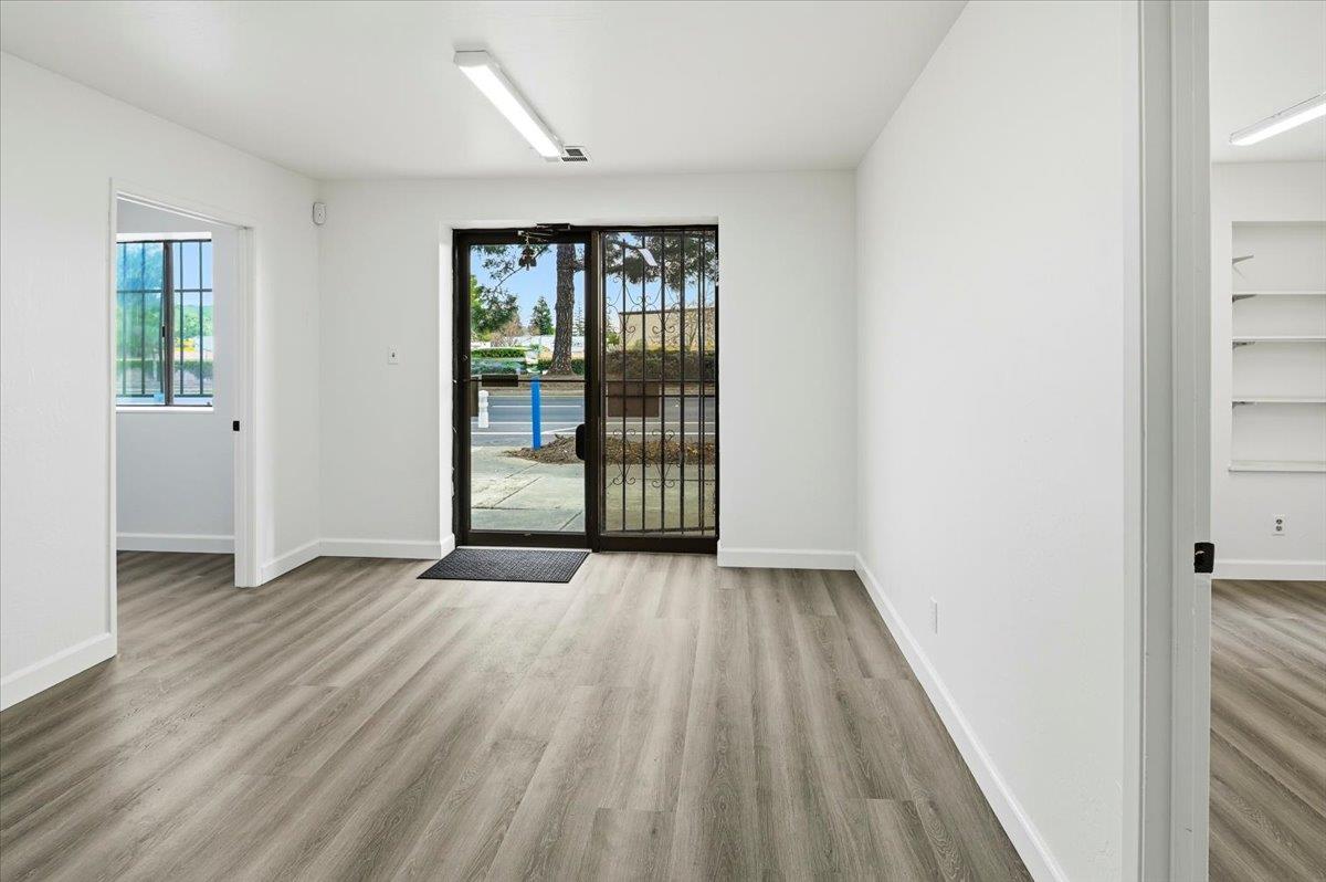 593 Industrial Parkway West