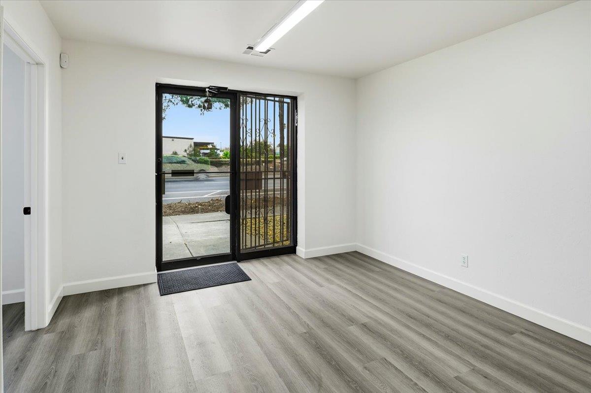 593 Industrial Parkway West