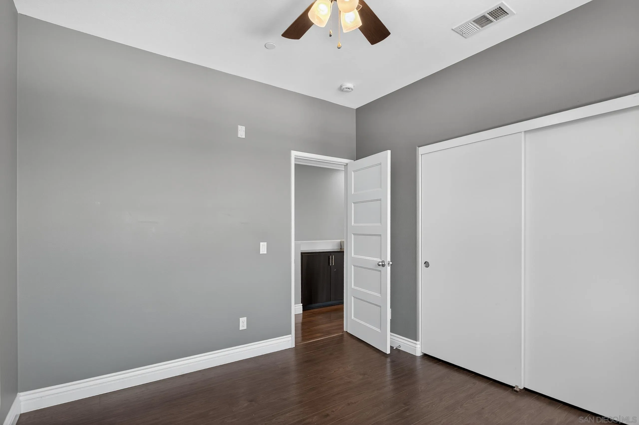 42921 Avenida Amistad
