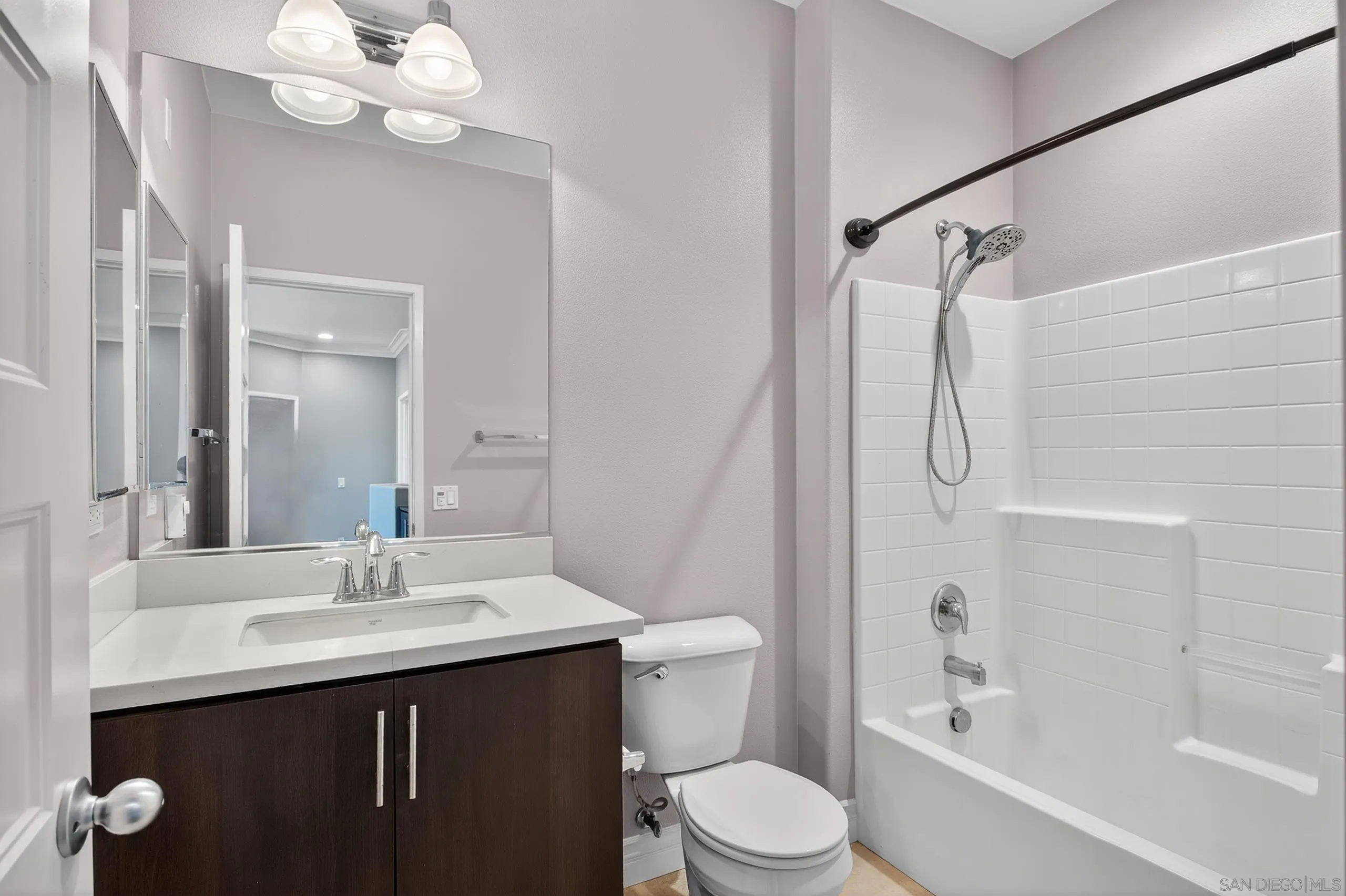 42921 Avenida Amistad