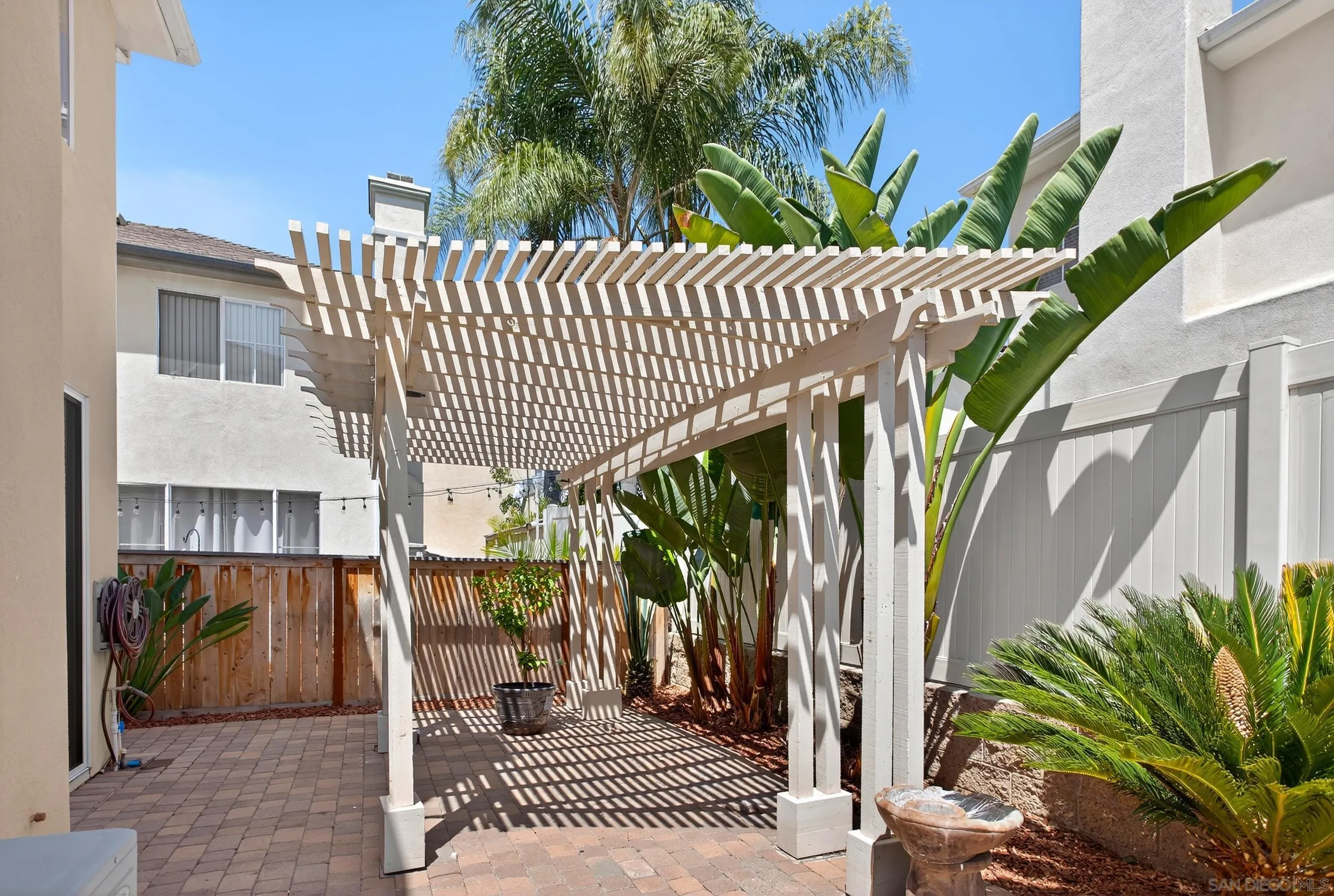 3097 W Canyon Ave.