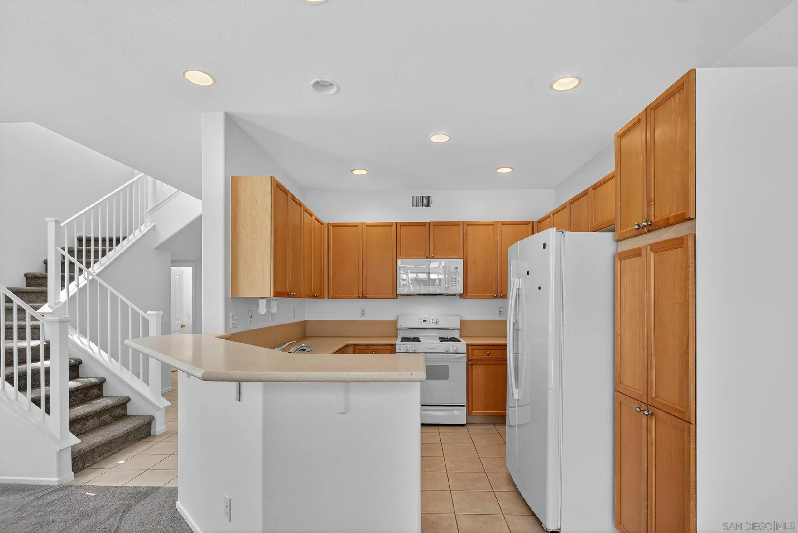 3097 W Canyon Ave.