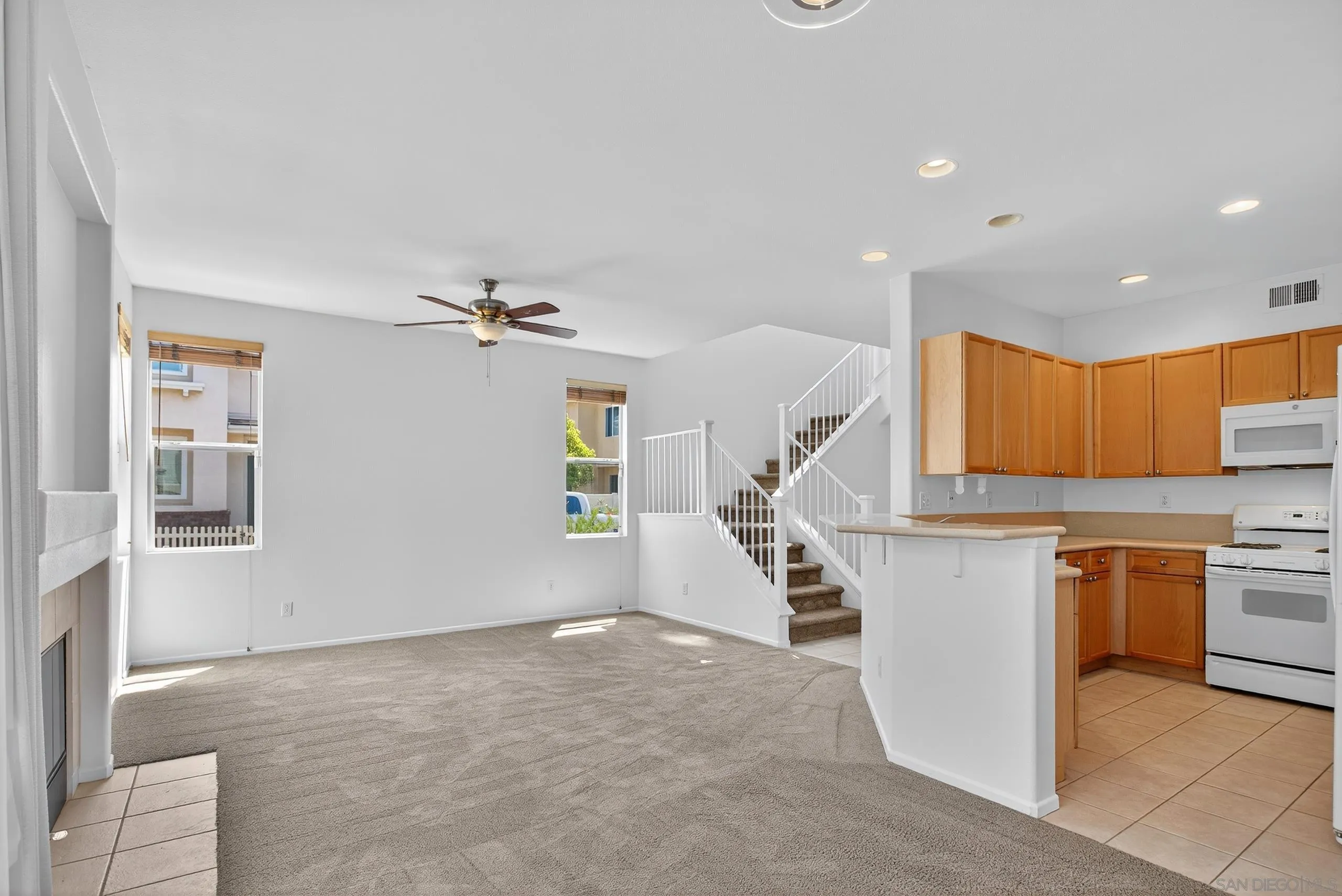 3097 W Canyon Ave.