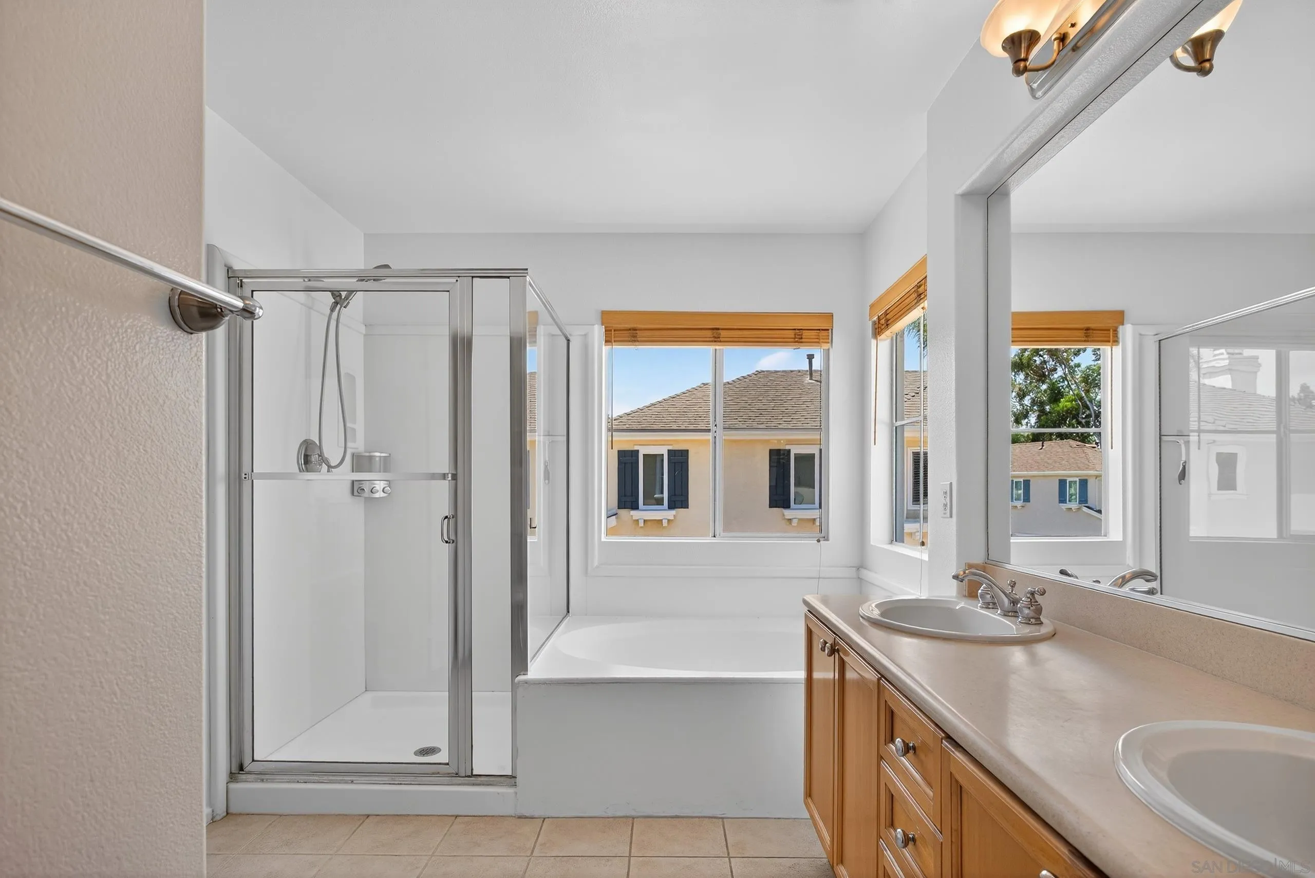 3097 W Canyon Ave.