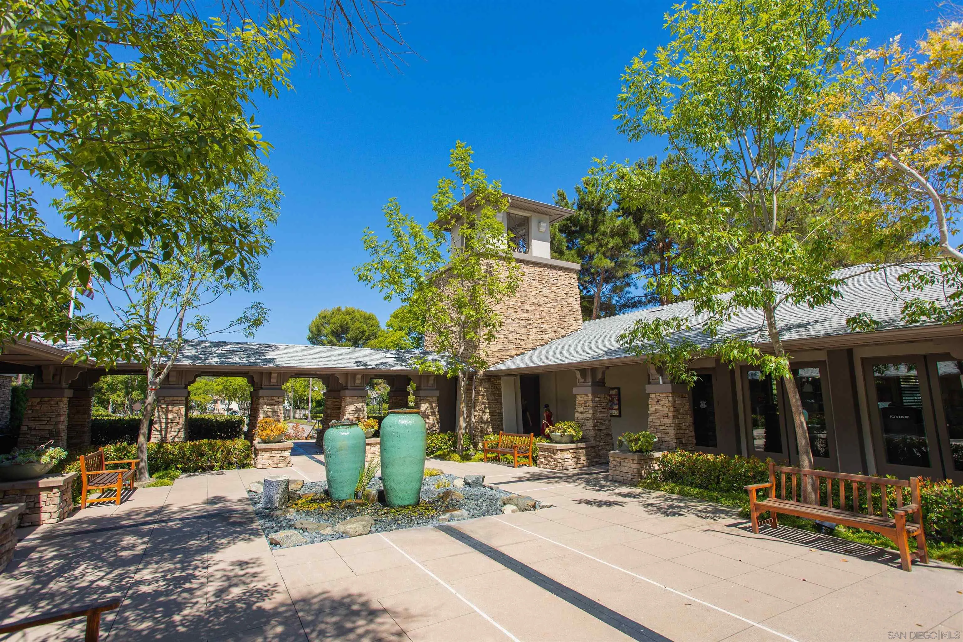 3097 W Canyon Ave.
