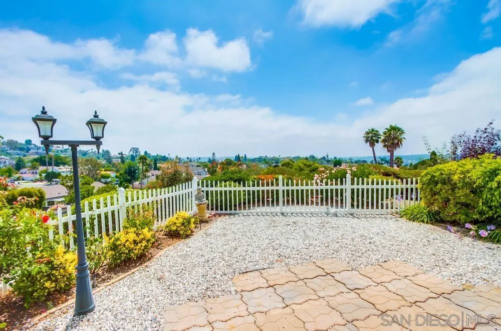 2773 Vista Del Oro