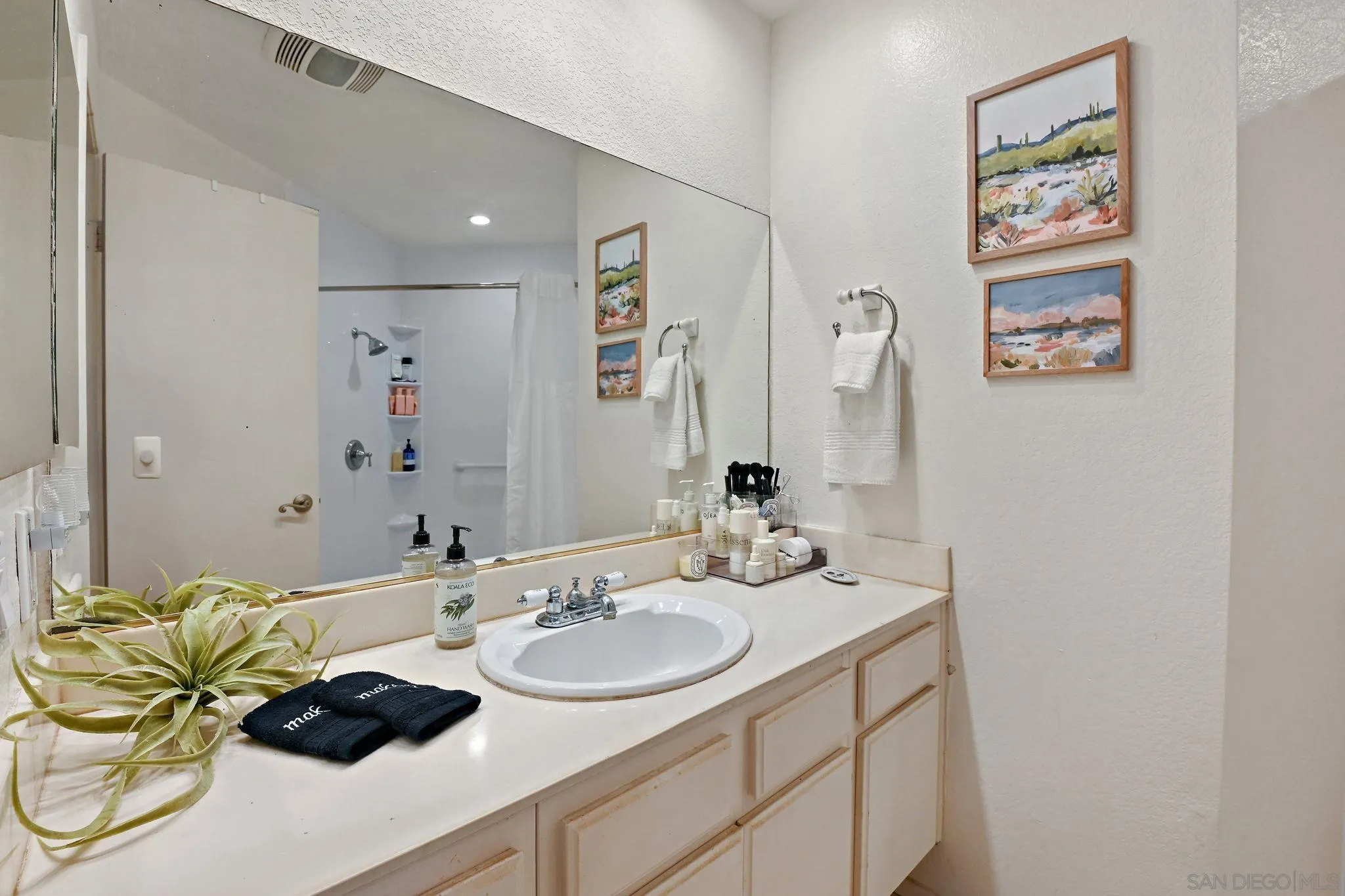 7047 Camino Degrazia Unit 188