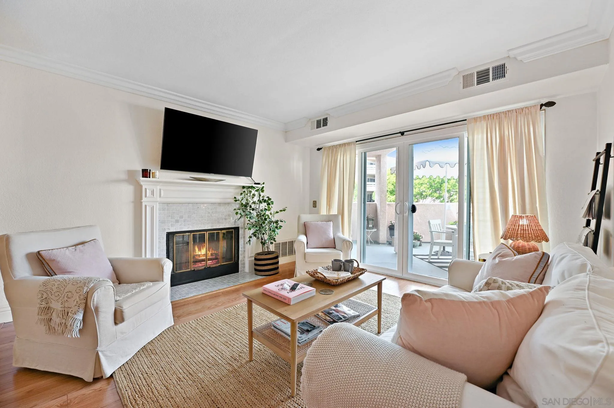 7047 Camino Degrazia Unit 188