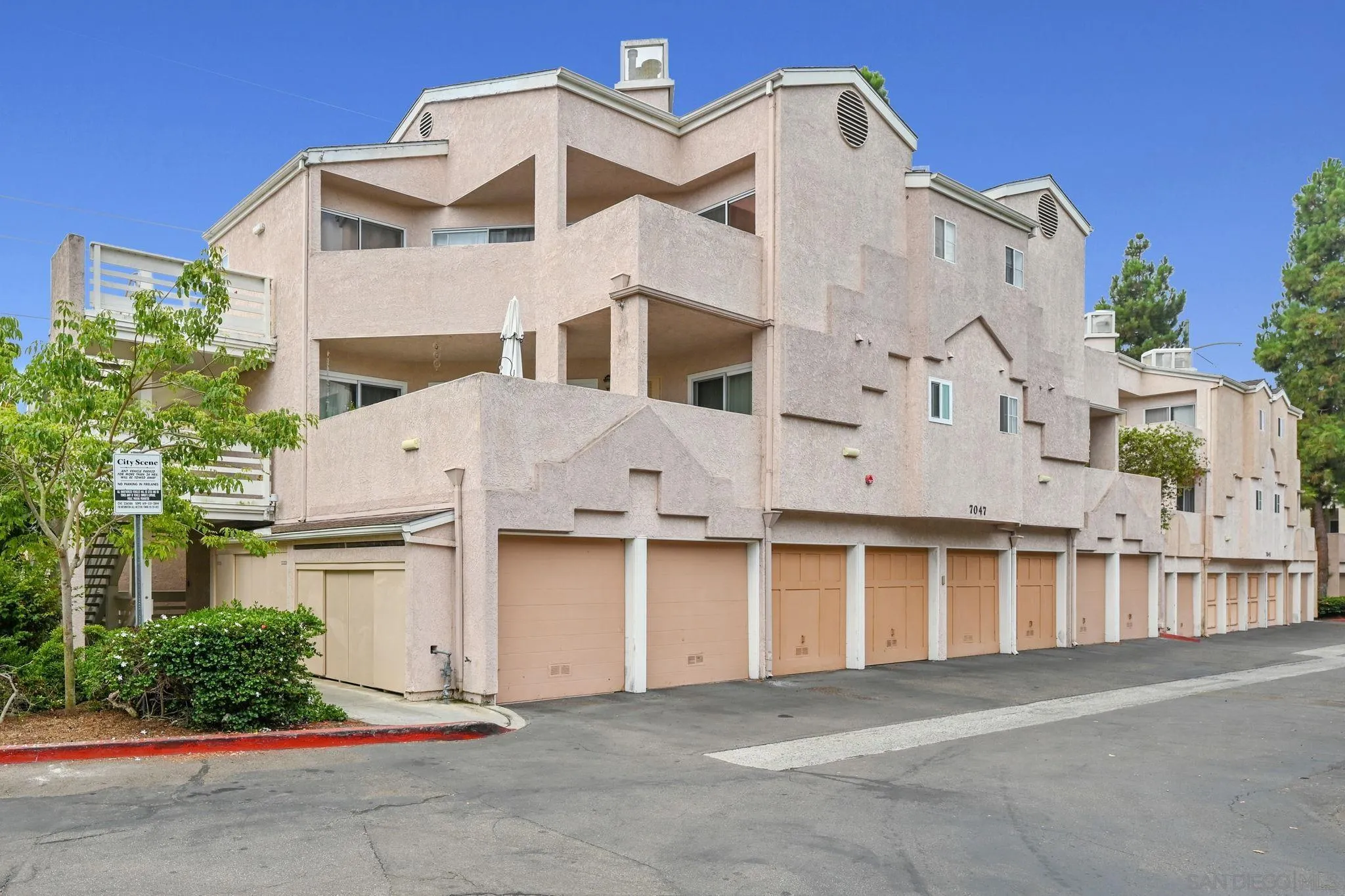 7047 Camino Degrazia Unit 188