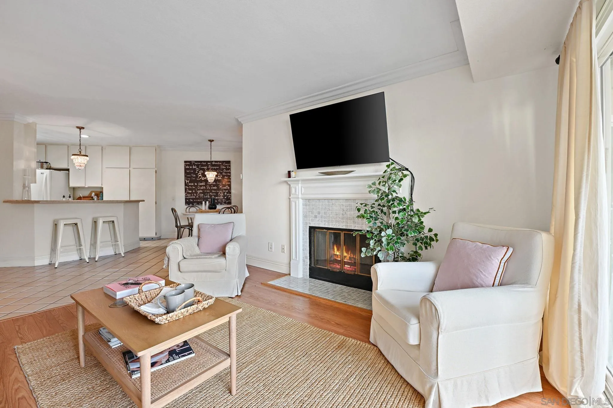 7047 Camino Degrazia Unit 188