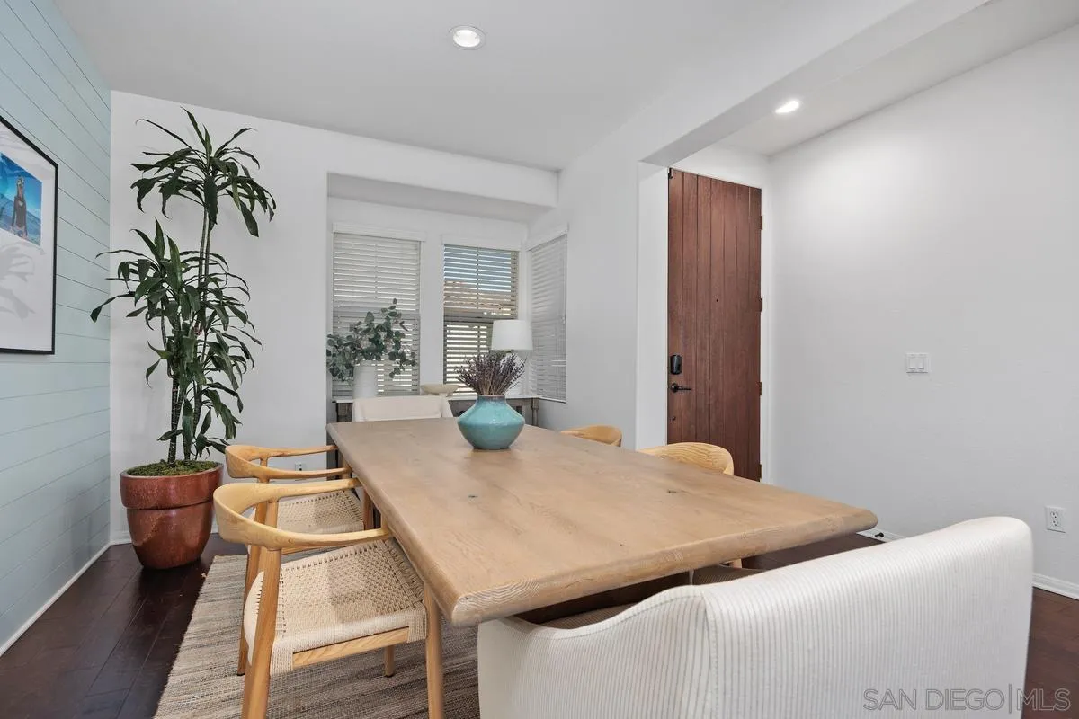 8458 Christopher Ridge Terrace