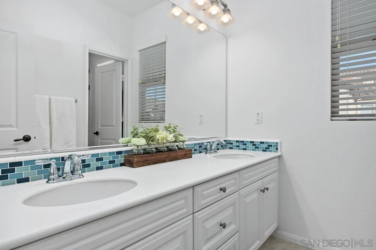 8458 Christopher Ridge Terrace