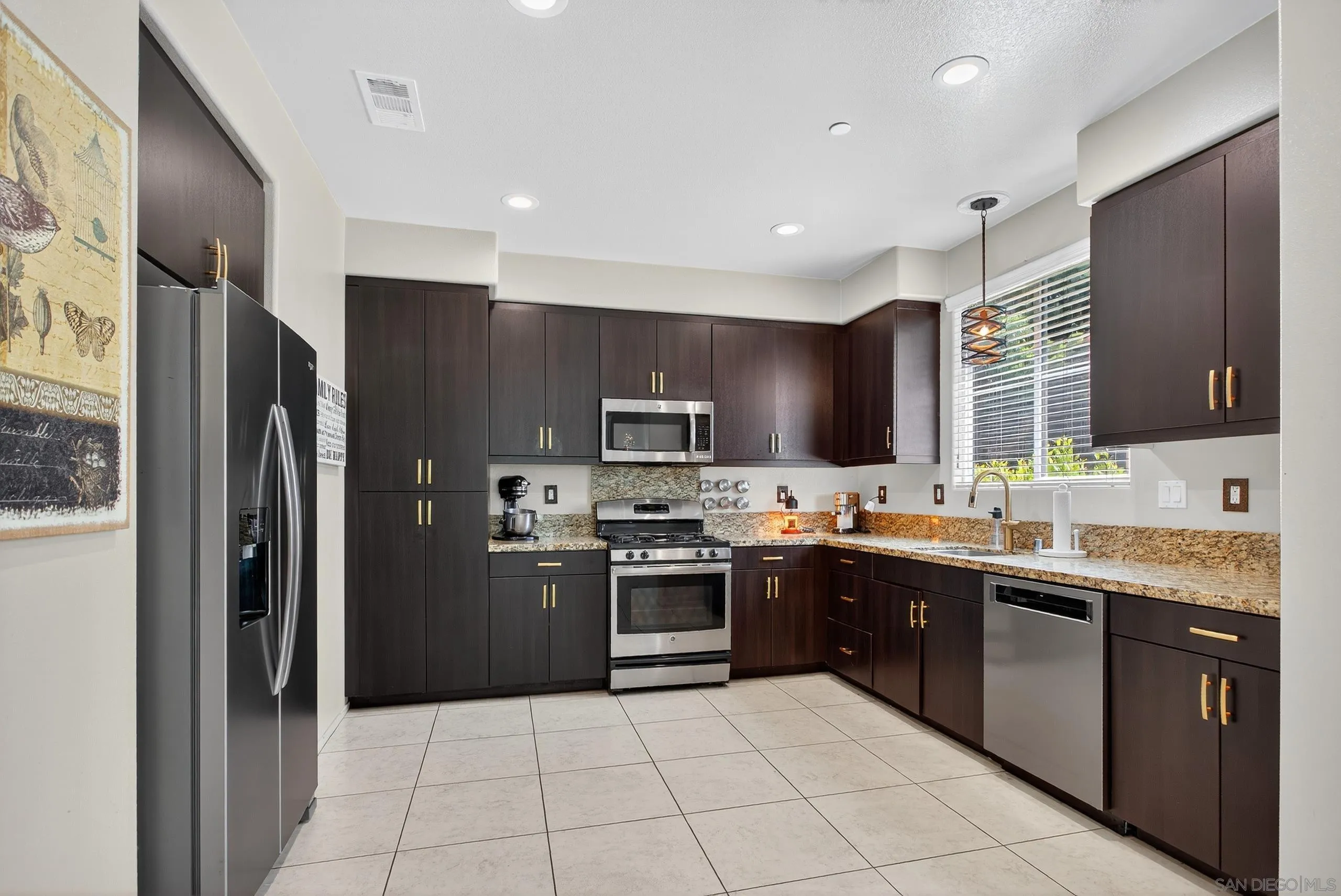 27851 Avenida Avila