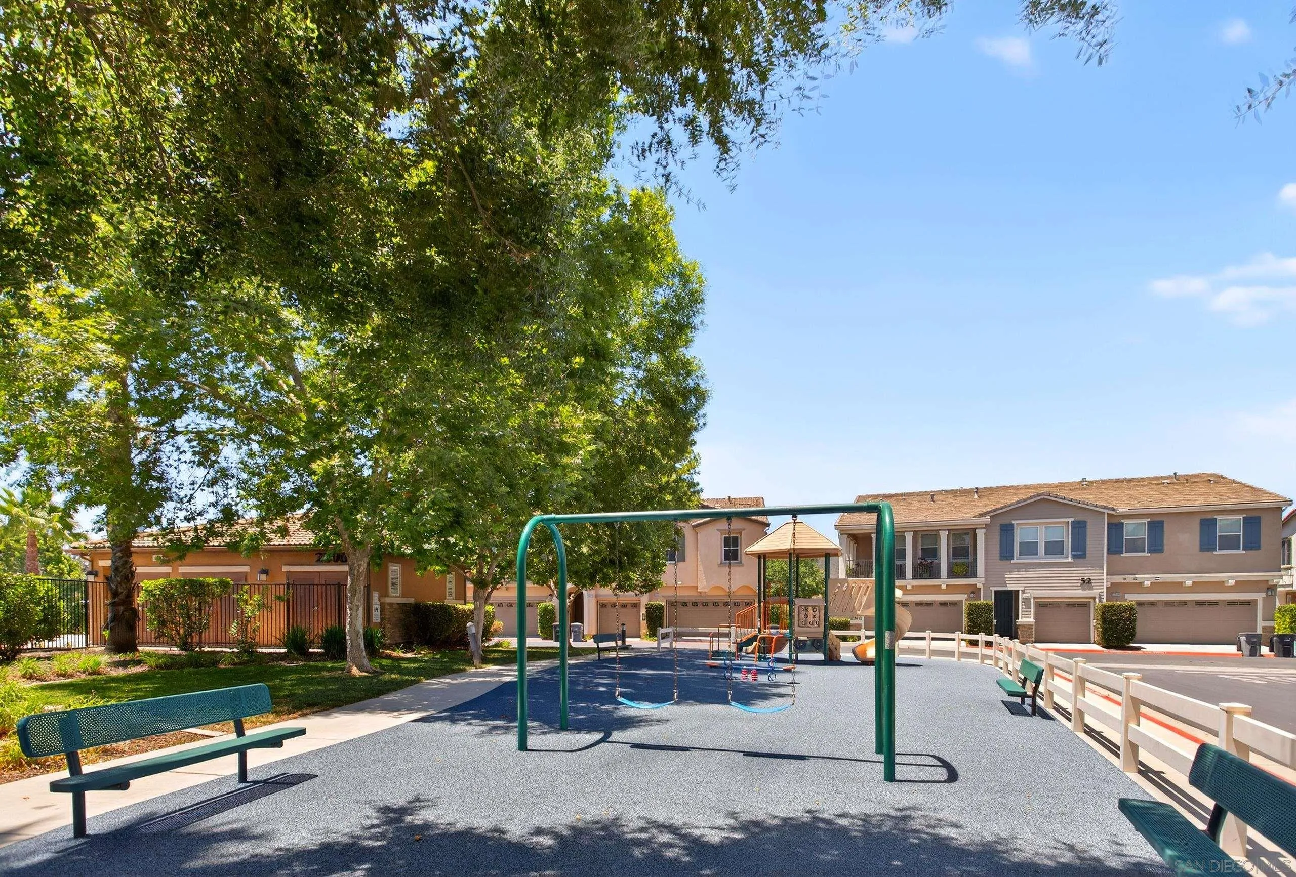 27851 Avenida Avila