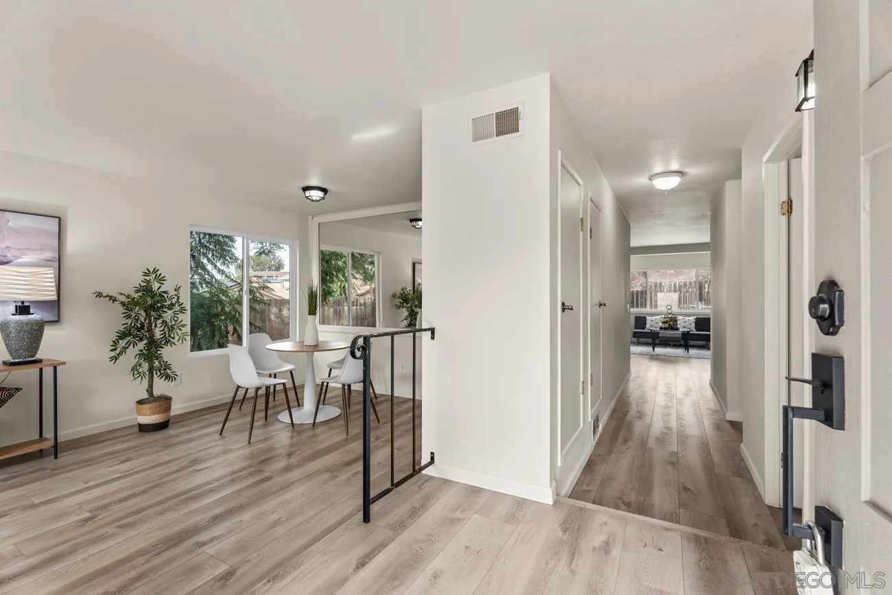 7104 Ruane St, San Diego