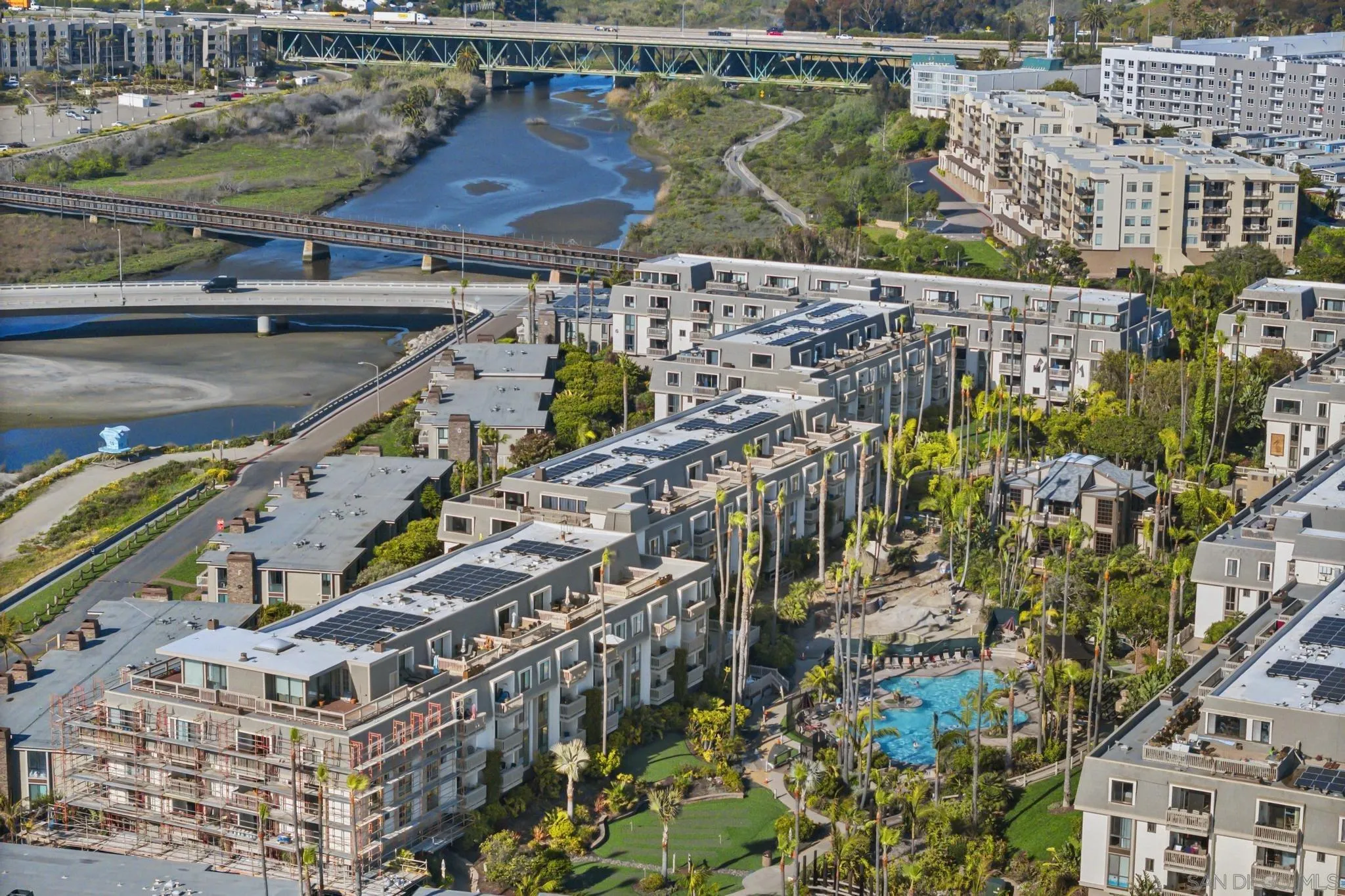 999 N Pacific Unit A20