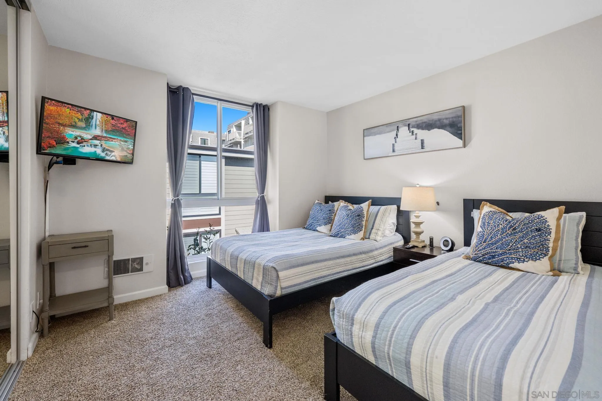 999 N Pacific Unit A20