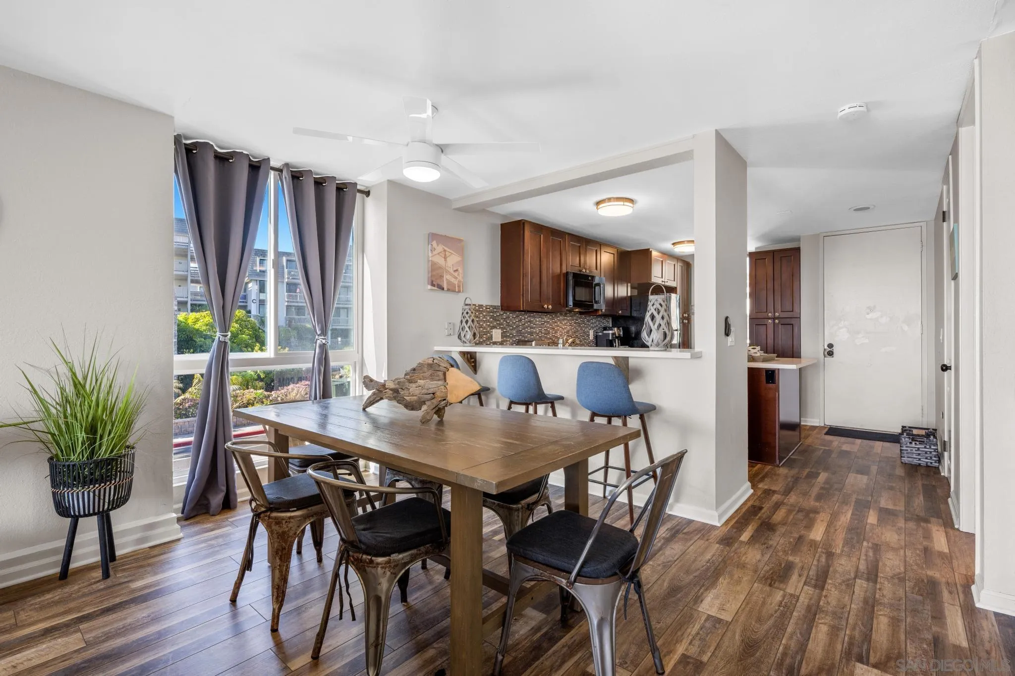 999 N Pacific Unit A20