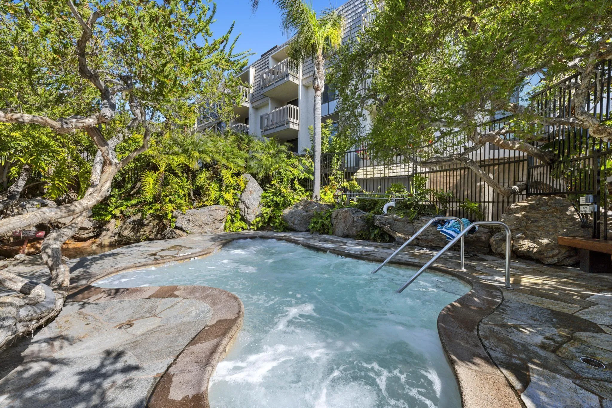 999 N Pacific Unit A20