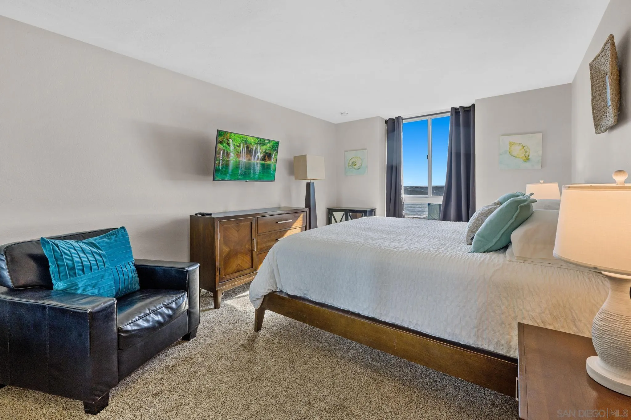 999 N Pacific Unit A20