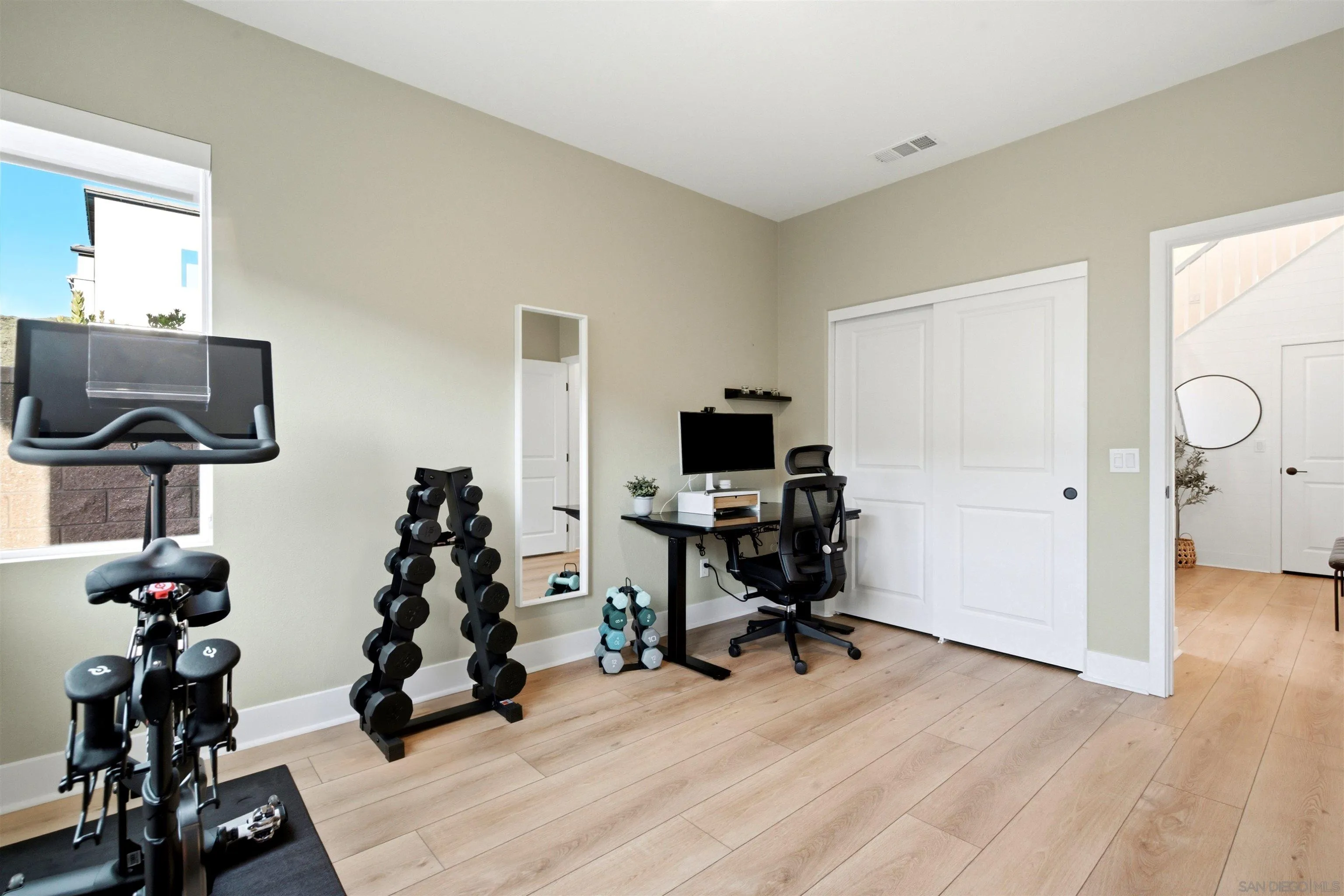15632 Rennyson Way