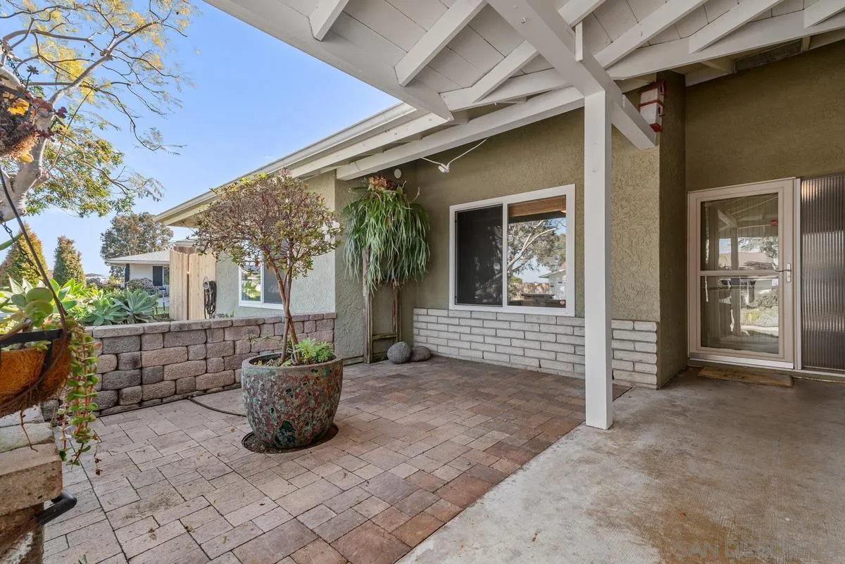 2245 Nob Hill Drive