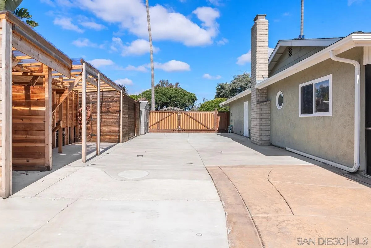 2245 Nob Hill Drive