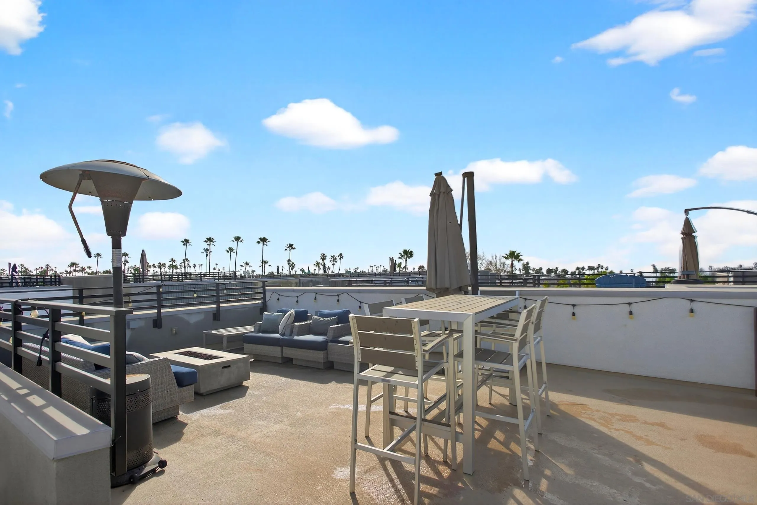 1566 Vista Del Mar Unit 2