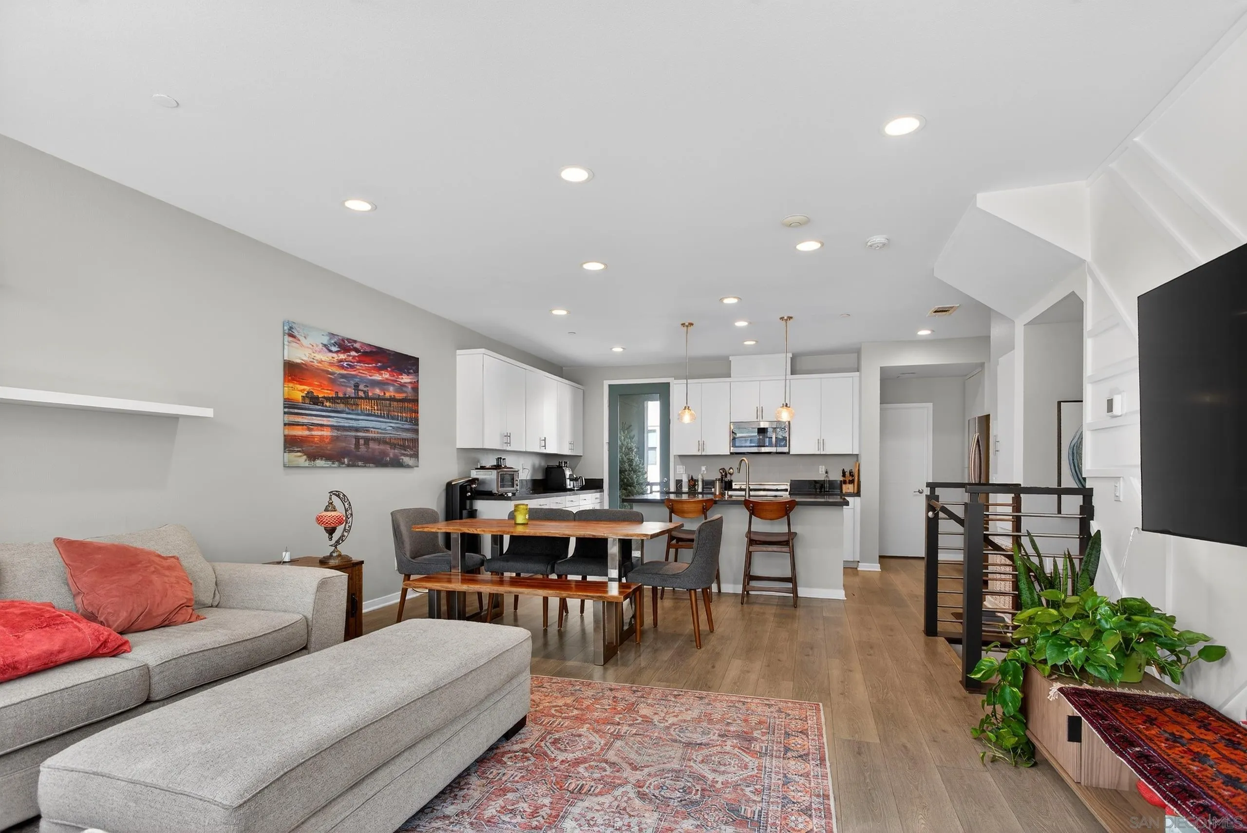 1566 Vista Del Mar Unit 2