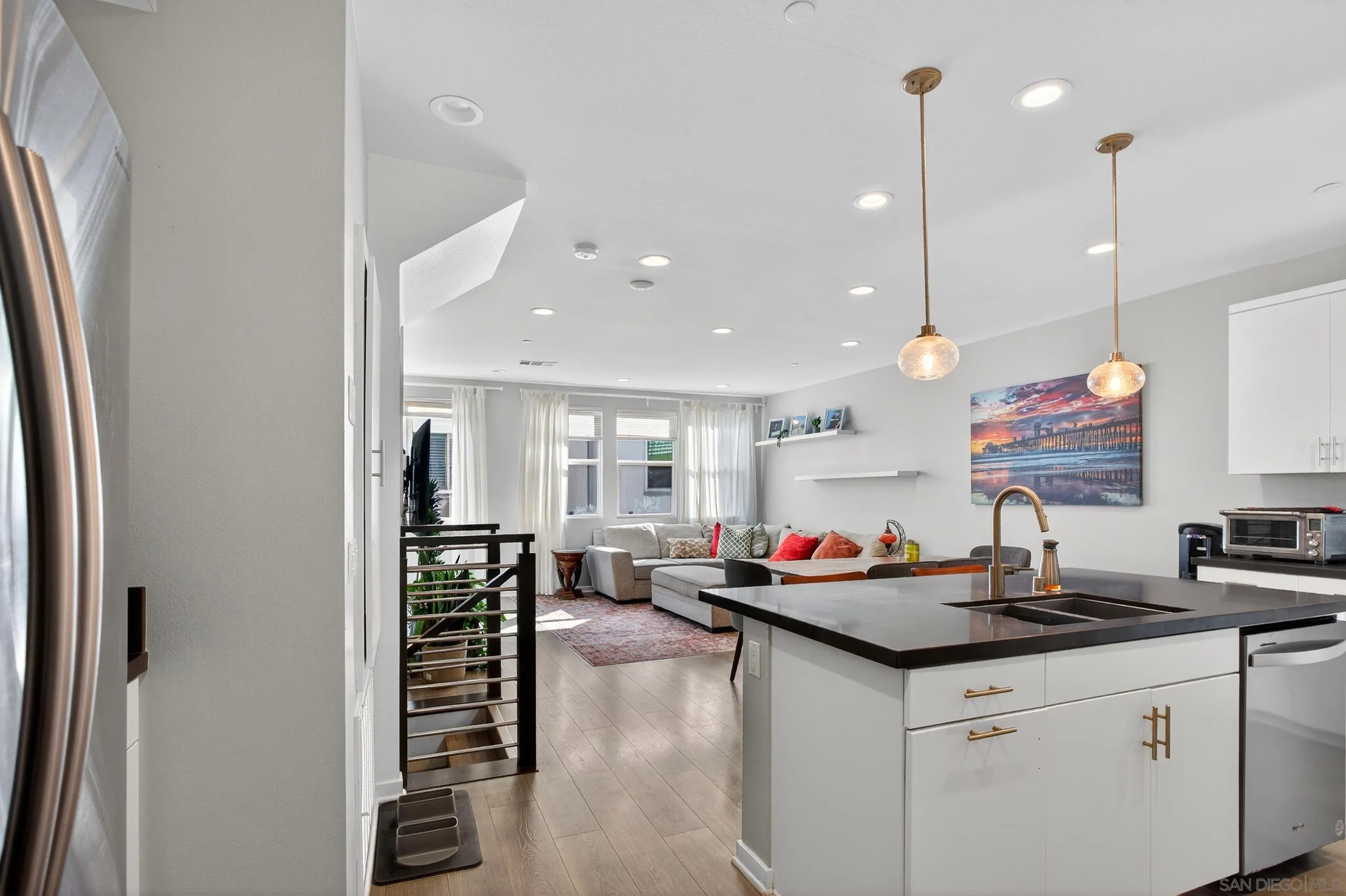 1566 Vista Del Mar Unit 2