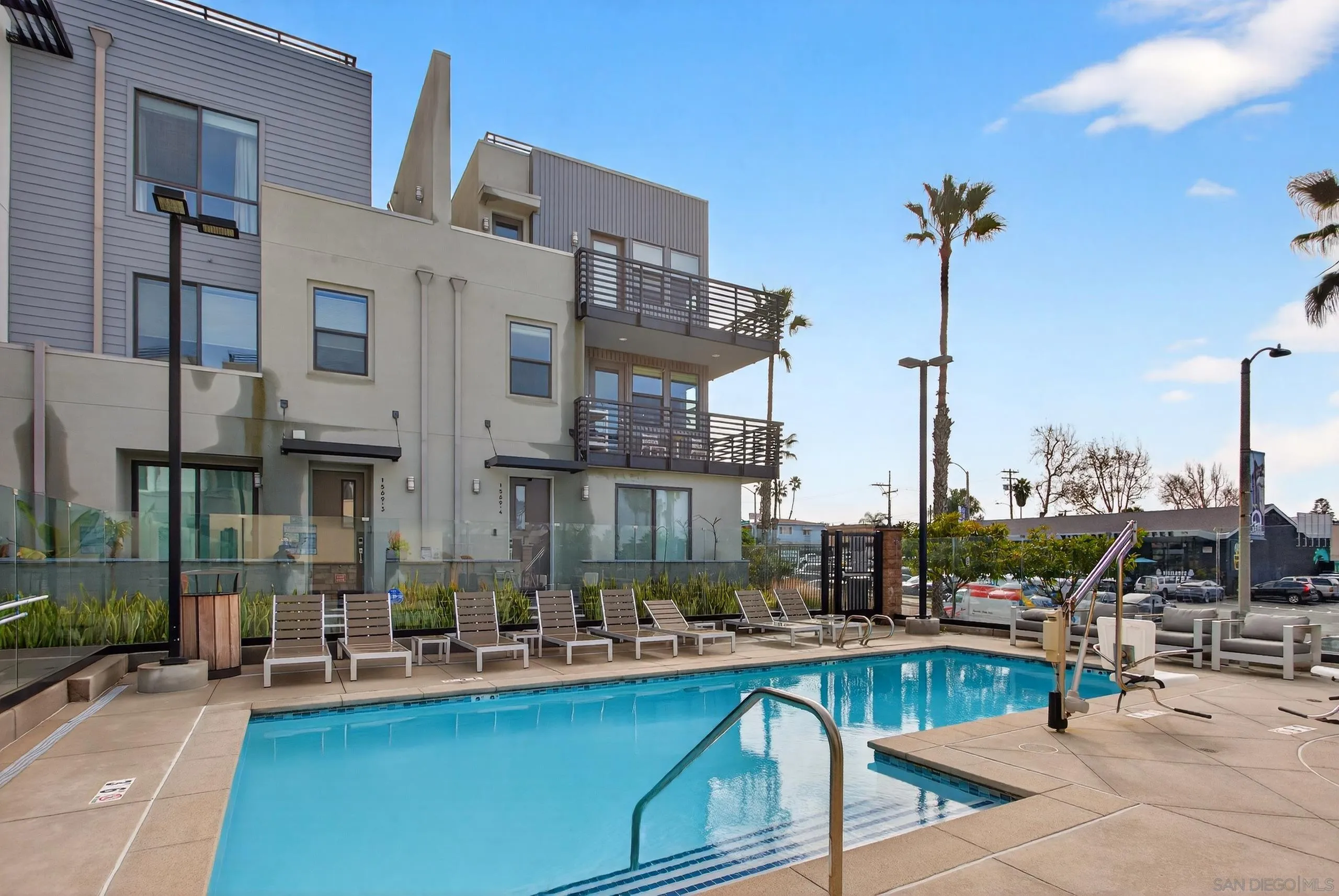 1566 Vista Del Mar Unit 2