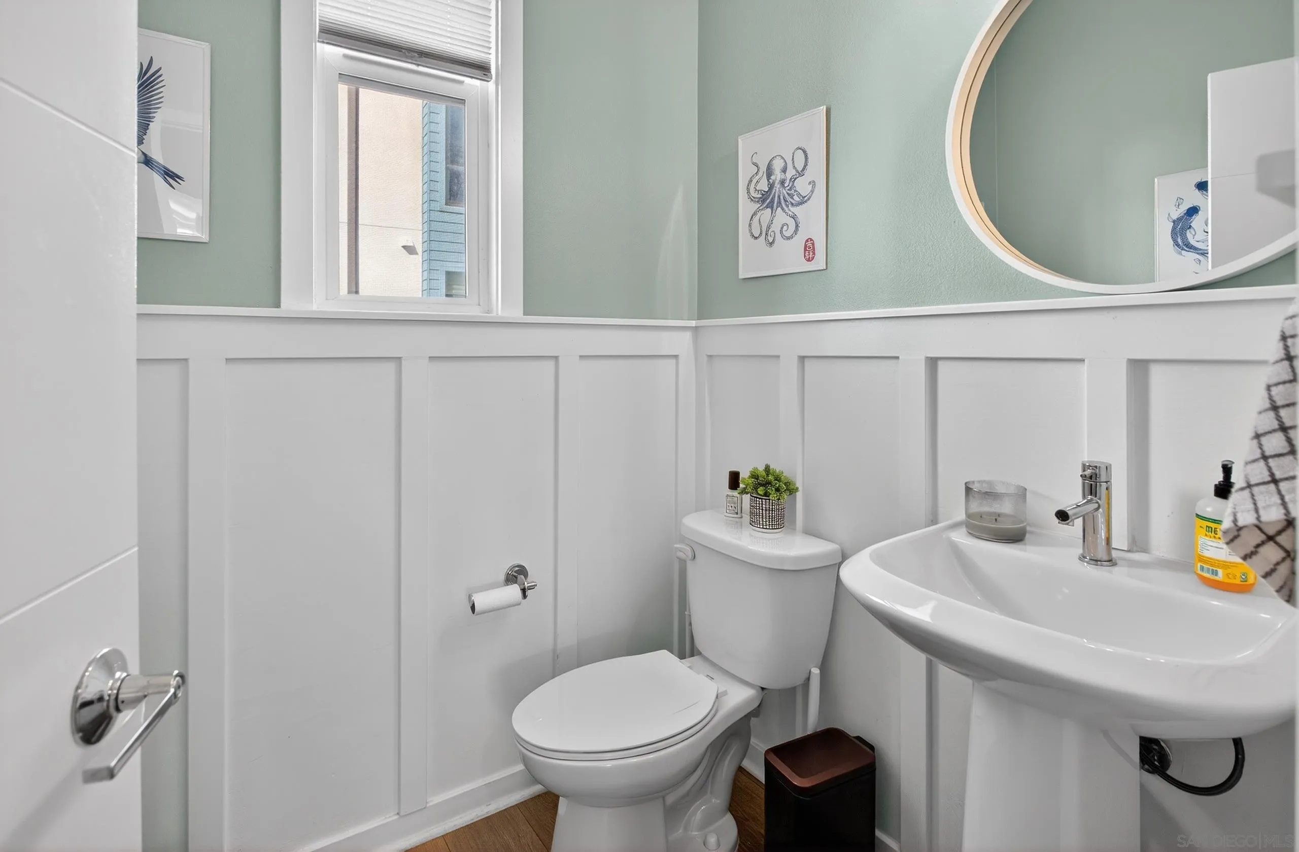 1566 Vista Del Mar Unit 2