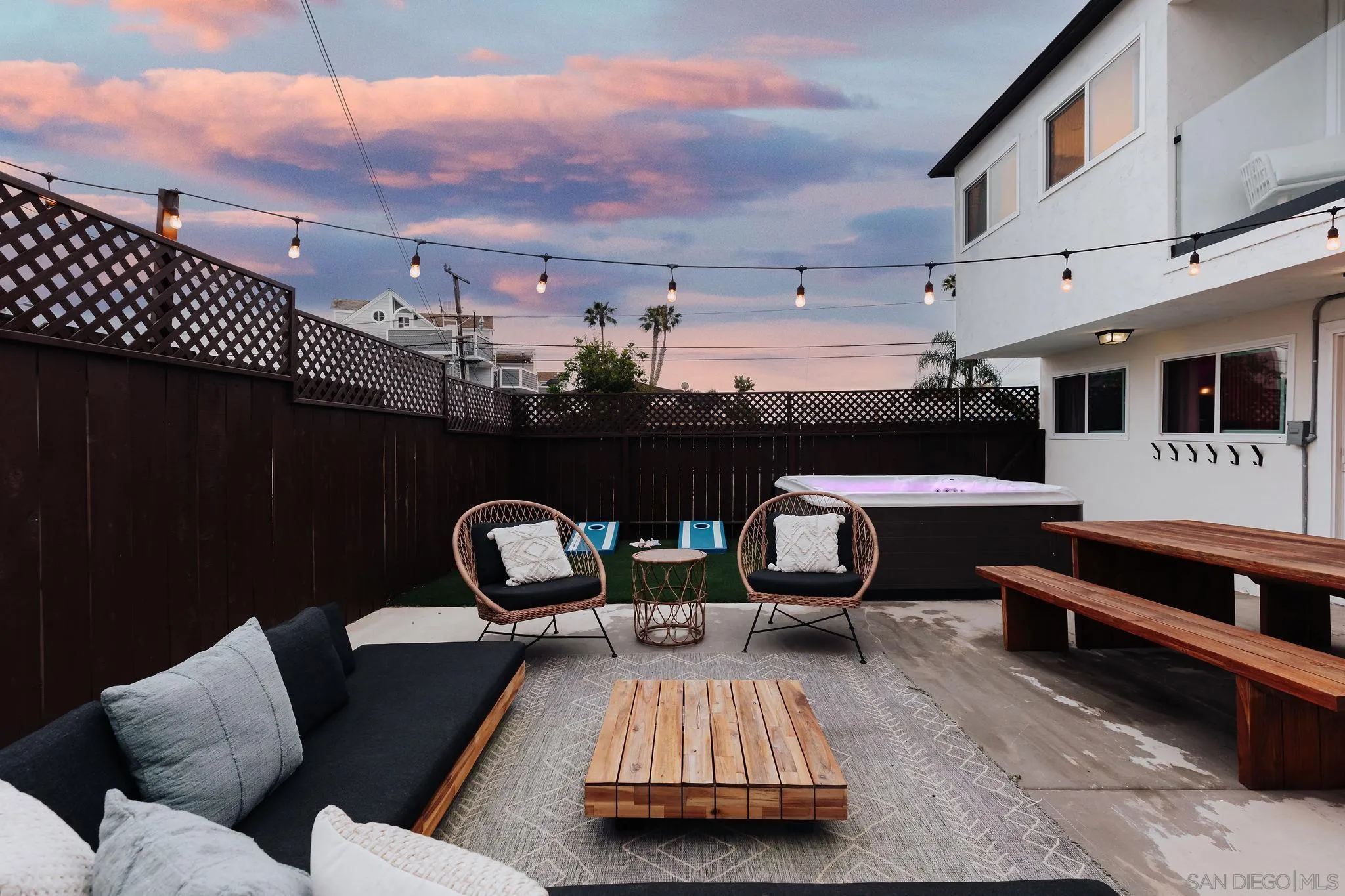 1953 Emerald Street