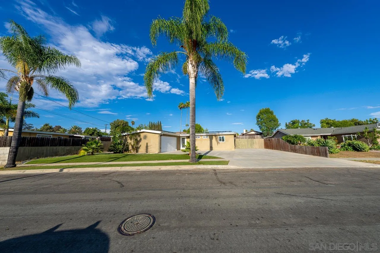 5575 Heidi St