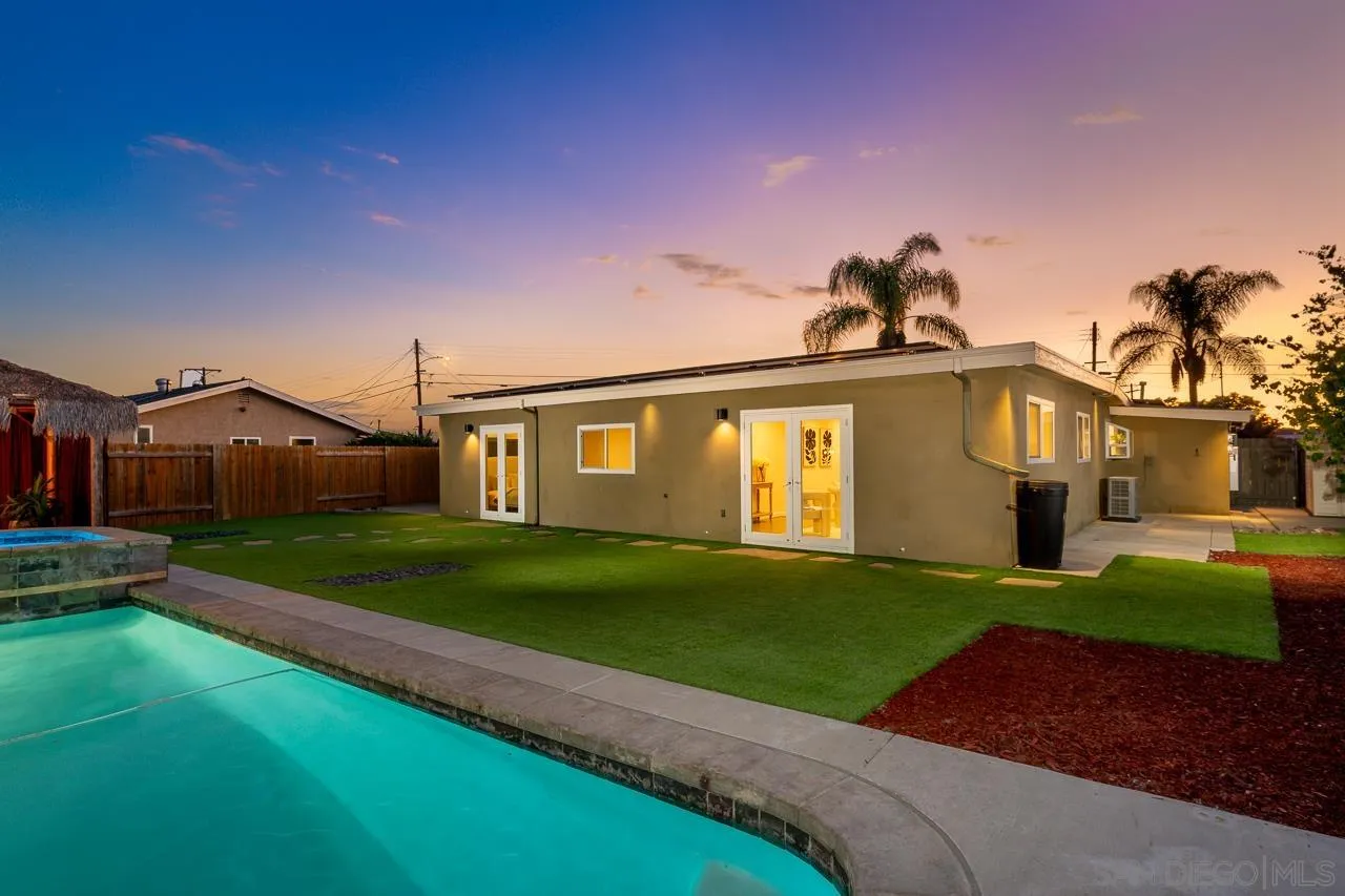 5575 Heidi St