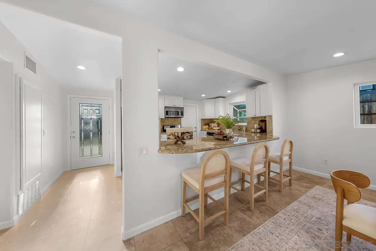 5575 Heidi St
