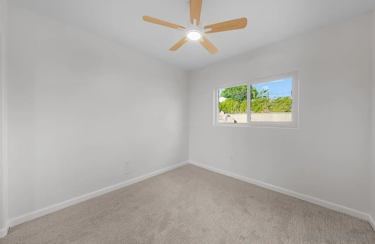 5575 Heidi St