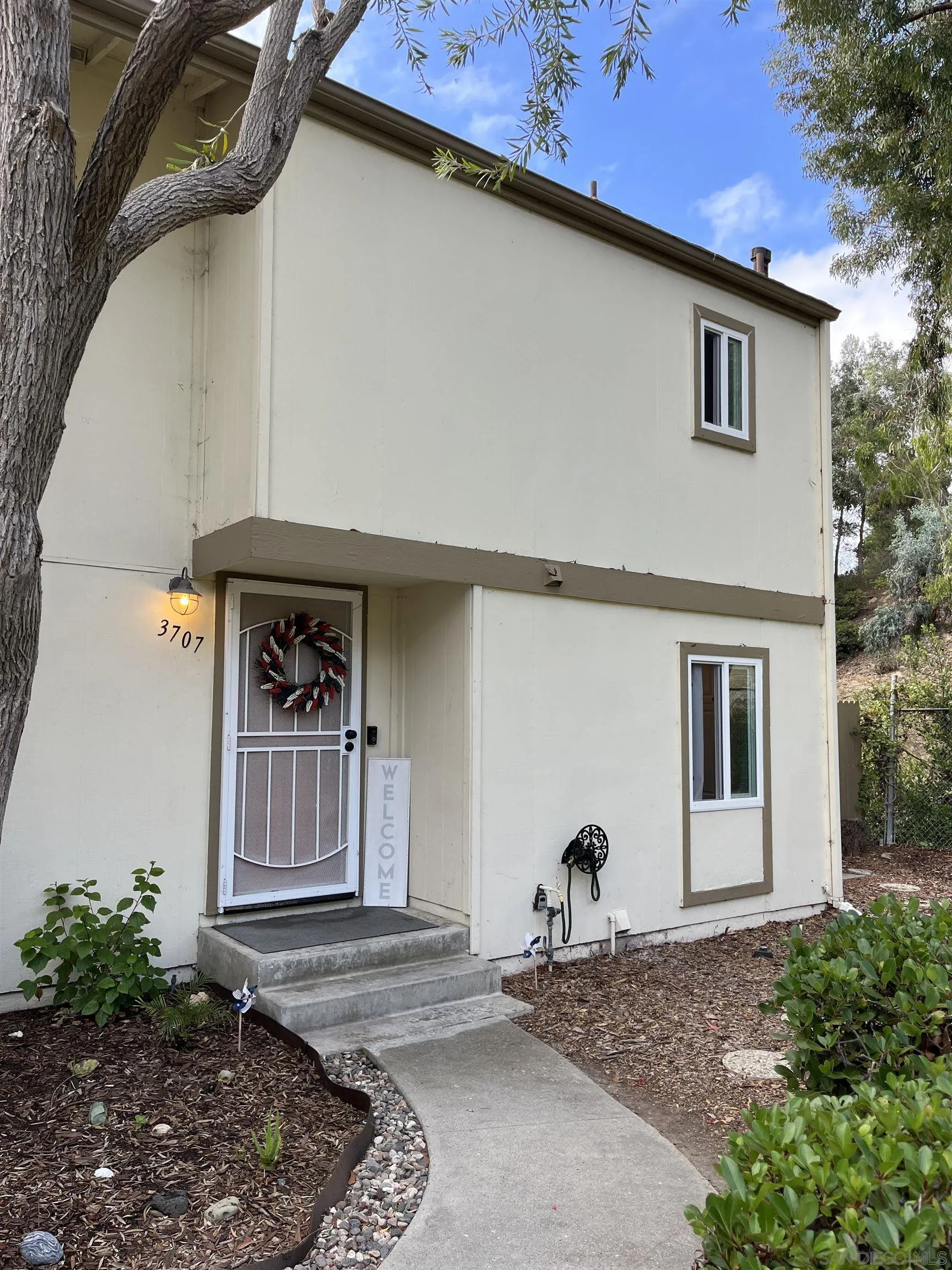 3707 Yale Drive